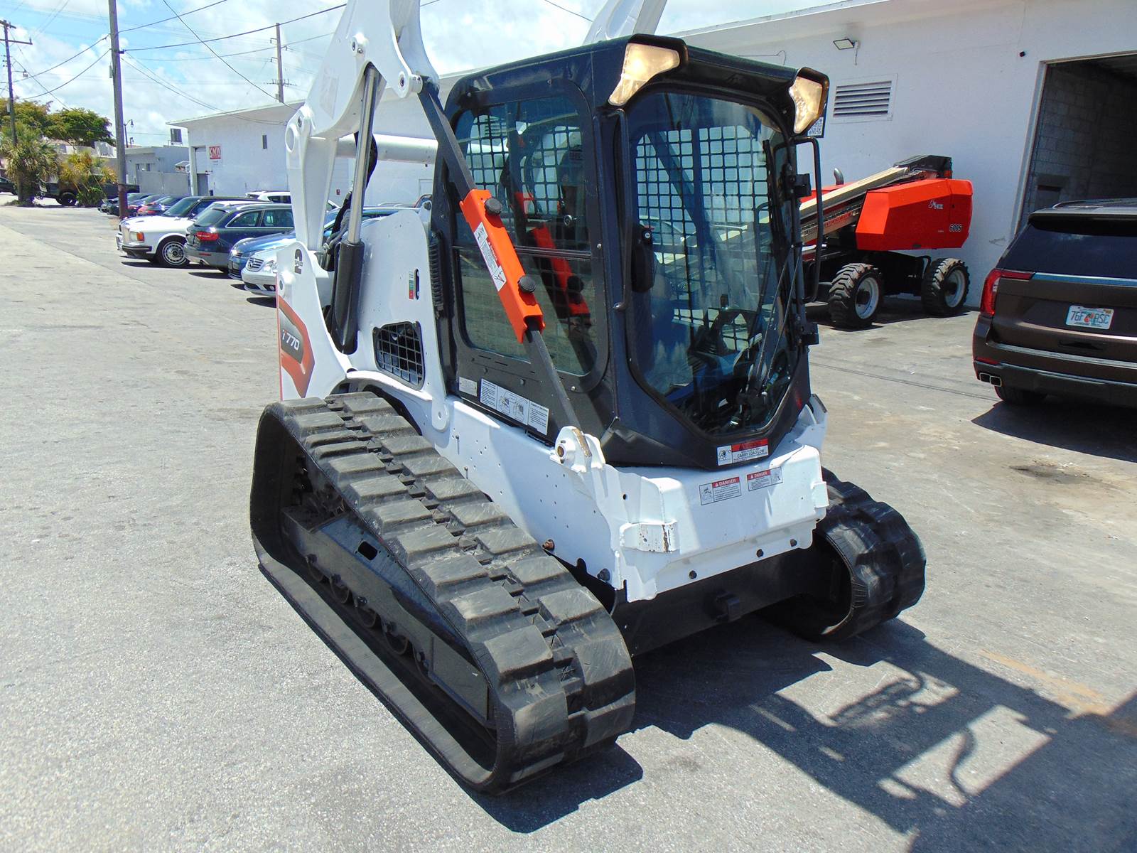 2021 BOBCAT T770 TURBO 2 SPEED "HIGH FLOW" 92 HP - JOYSTICKS - HEAT AND A/C - SUPER LOADED - ONLY 1,348 HOURS - JOB READY - Image 7