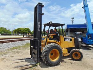 2001 HARLO HC-5600 ROUGH TERRAIN 4WD FORKLIFT FOR SALE - CUMMINS DIESEL 3 stage 26 ft height mast - 6,000 lb lift capacity - 80 hp cummins 3.9 diesel