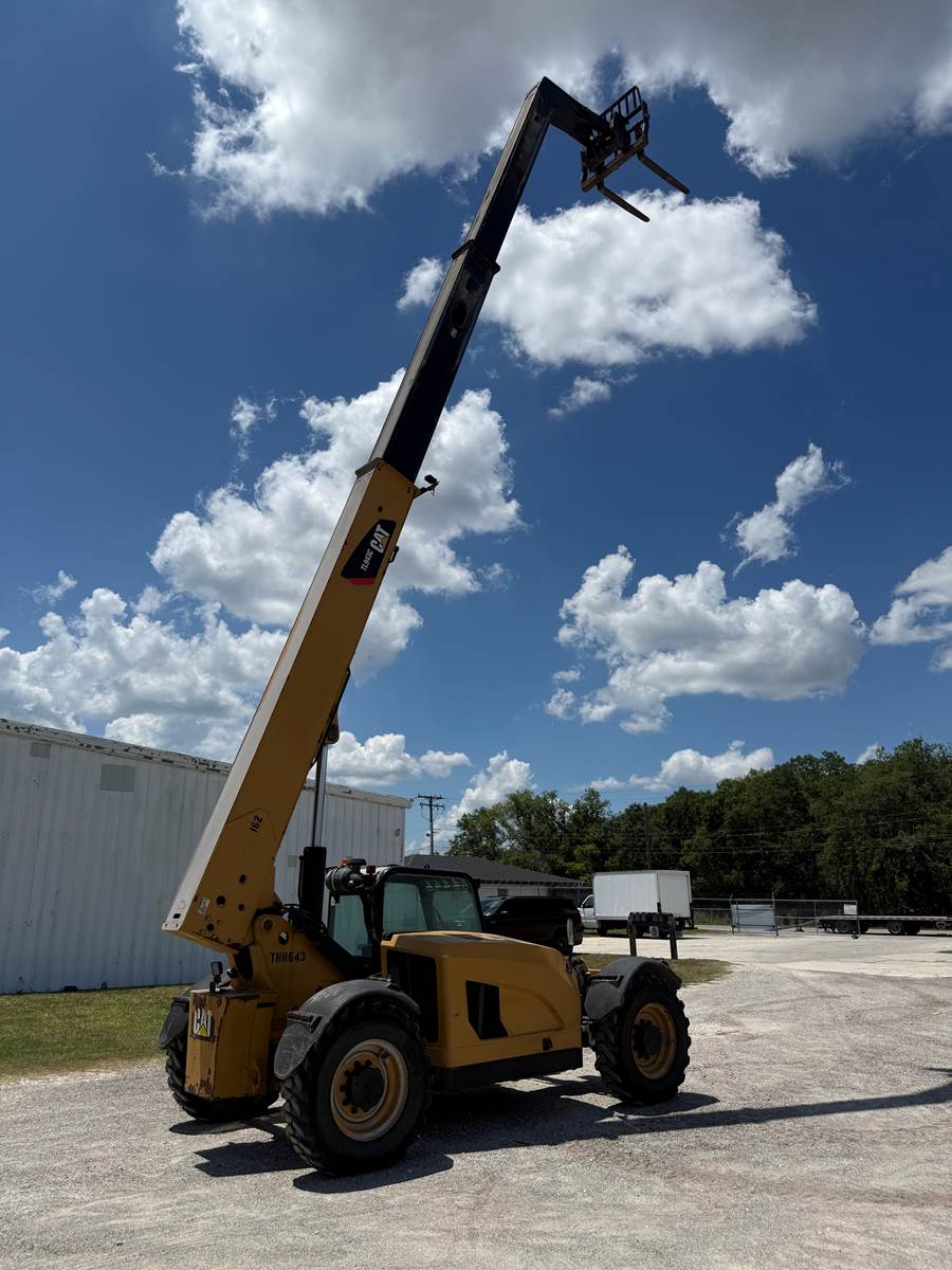 2013 Caterpillar CAT TL943C TELEHANDLER - LAST YEAR OF PRE EMISSIONS - ALL ORIGINAL PAINT - INDOOR STORED - Image 12