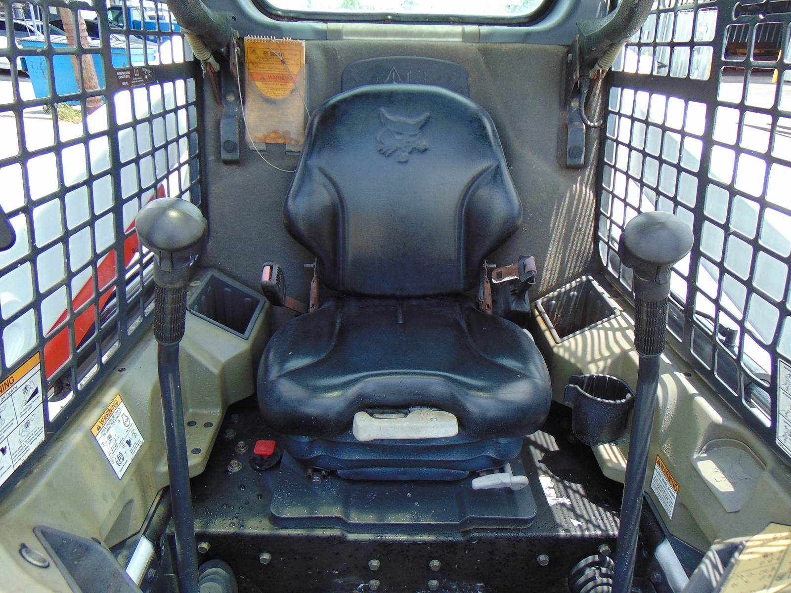 2015 BOBCAT S510 TURBO WITH SOLID TIRES - ONLY 800 ORIGINAL 1 OWNER HOURS - SOUTHERN RUST FREE - Image 16