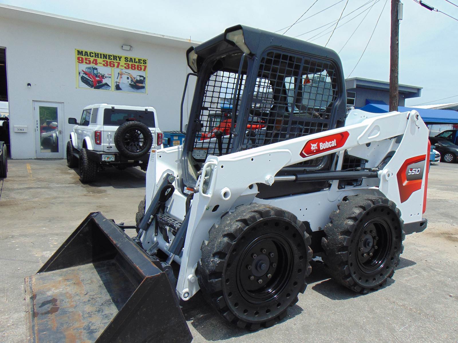 2015 BOBCAT S510 TURBO WITH SOLID TIRES - ONLY 800 ORIGINAL 1 OWNER HOURS - SOUTHERN RUST FREE - Image 3