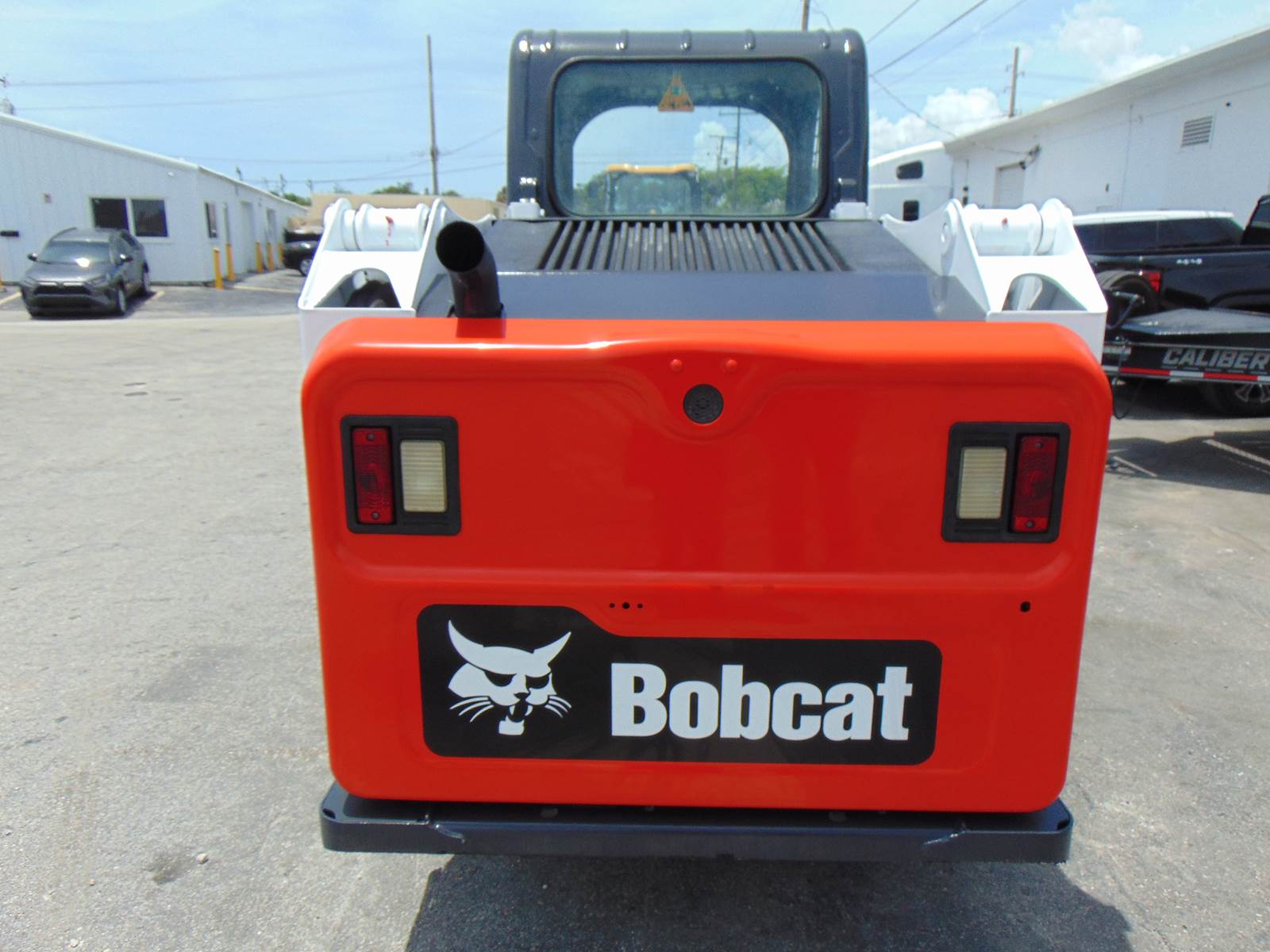 2015 BOBCAT S510 TURBO WITH SOLID TIRES - ONLY 800 ORIGINAL 1 OWNER HOURS - SOUTHERN RUST FREE - Image 25