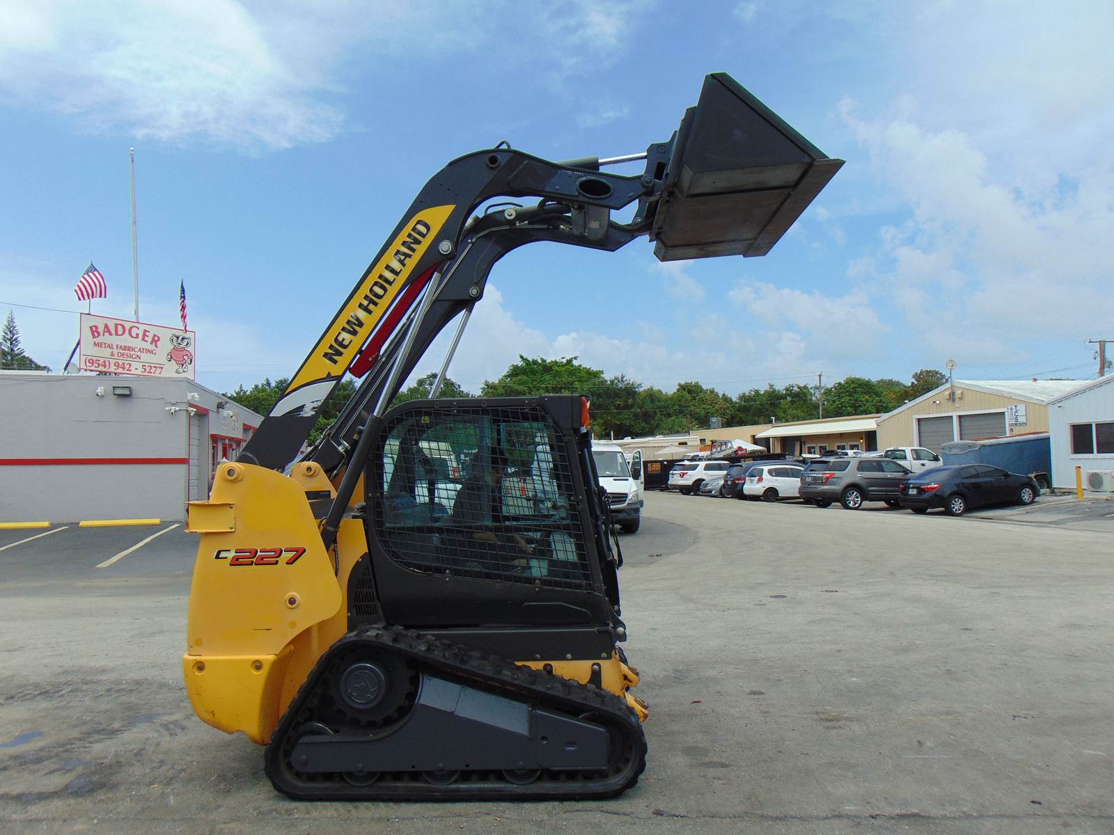 2016 NEW HOLLAND C227 TURBO 2 SPEED "BIG 74 HP" PRE EMISSIONS - HEAT - AC - STEREO - POWER COUPLER - JOYSTICKS - LOW HOURS - AIR RIDE - 100% JOB READY - Image 38