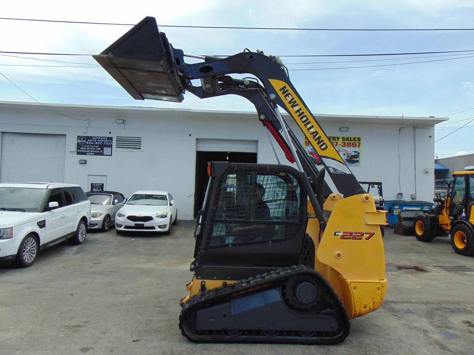 2016 NEW HOLLAND C227 TURBO 2 SPEED "BIG 74 HP" PRE EMISSIONS - HEAT - AC - STEREO - POWER COUPLER - JOYSTICKS - LOW HOURS - AIR RIDE - 100% JOB READY - Image 39