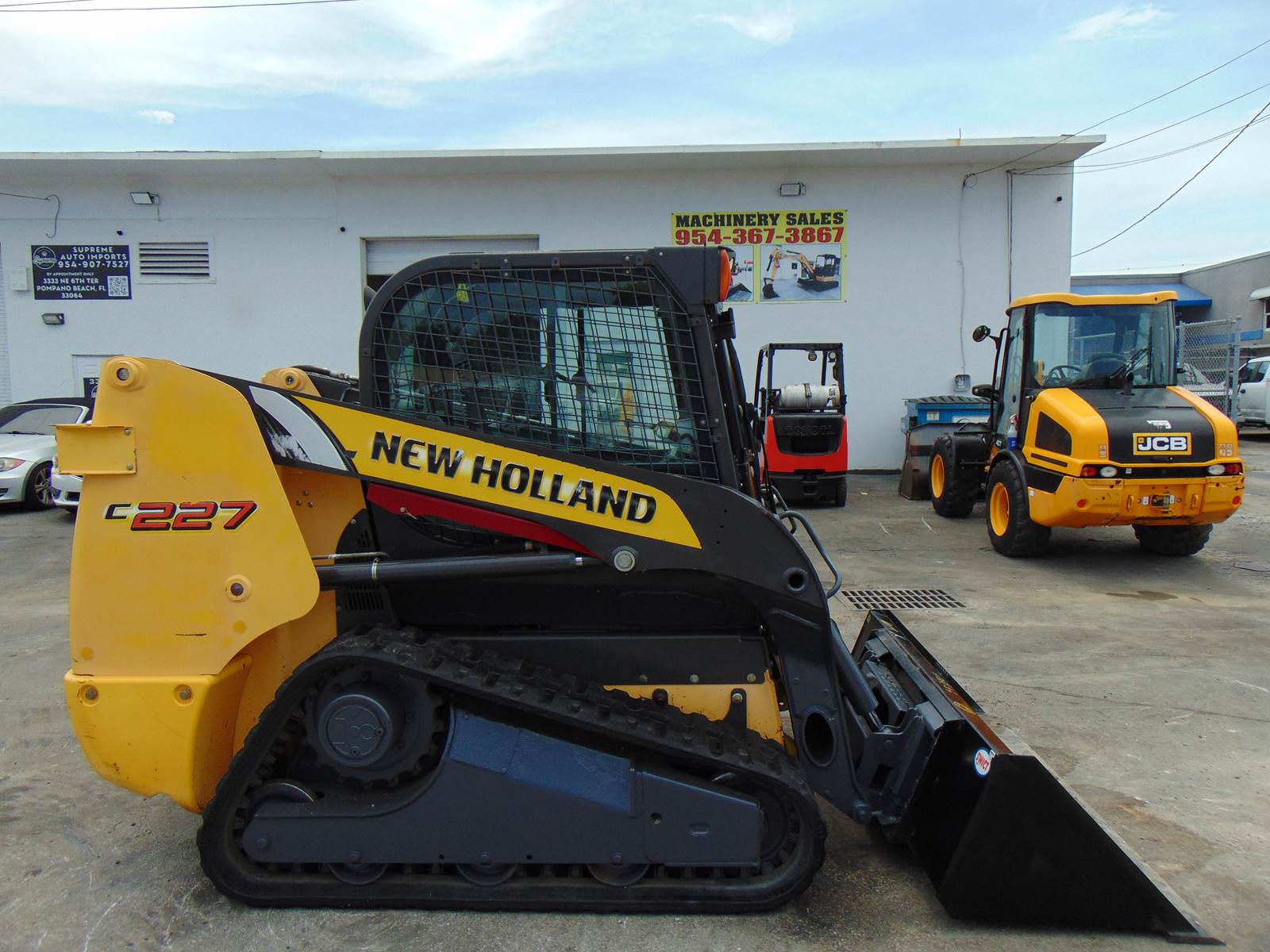 2016 NEW HOLLAND C227 TURBO 2 SPEED "BIG 74 HP" PRE EMISSIONS - HEAT - AC - STEREO - POWER COUPLER - JOYSTICKS - LOW HOURS - AIR RIDE - 100% JOB READY - Image 40