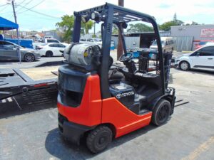 2016 TOYOTA 8FGCU20 LP / PROPANE 2 STAGE FORKLIFT FOR SALE - SIDE SHIFTER & POSITIONER - 5' LONG immaculate indoor stored - lp tank included - new tires - 100% job ready