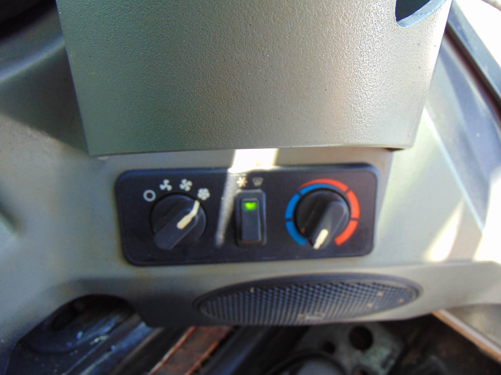 2017 BOBCAT T450 TURBO 2 SPEED "A/C CAB" - BRAND NEW TRACKS - PWR COUPLER - JOYSTICK CONTROLS - KEYLESS SECURITY - NEW COMBO BUCKET - ONLY 1,534 HOURS - Image 28