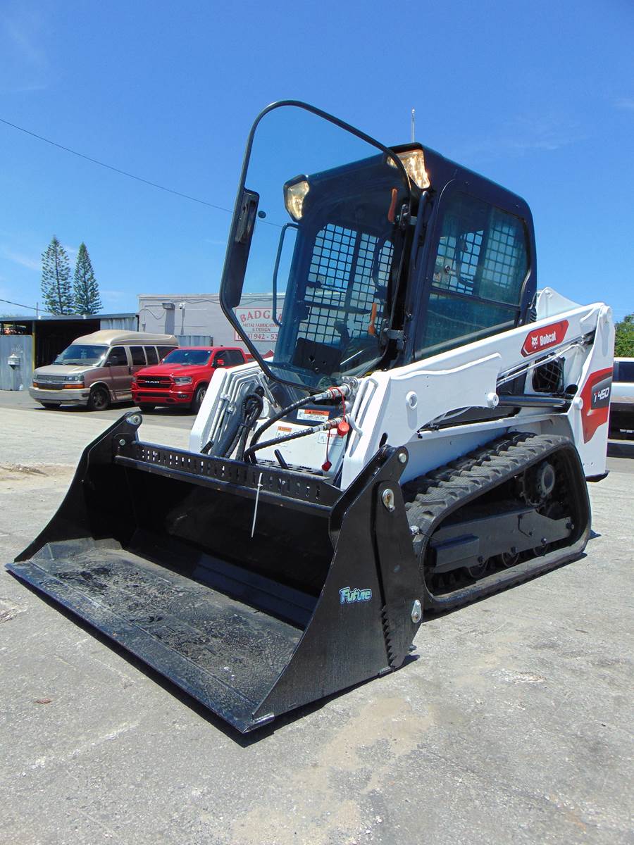 2017 BOBCAT T450 TURBO 2 SPEED "A/C CAB" - BRAND NEW TRACKS - PWR COUPLER - JOYSTICK CONTROLS - KEYLESS SECURITY - NEW COMBO BUCKET - ONLY 1,534 HOURS - Image 31