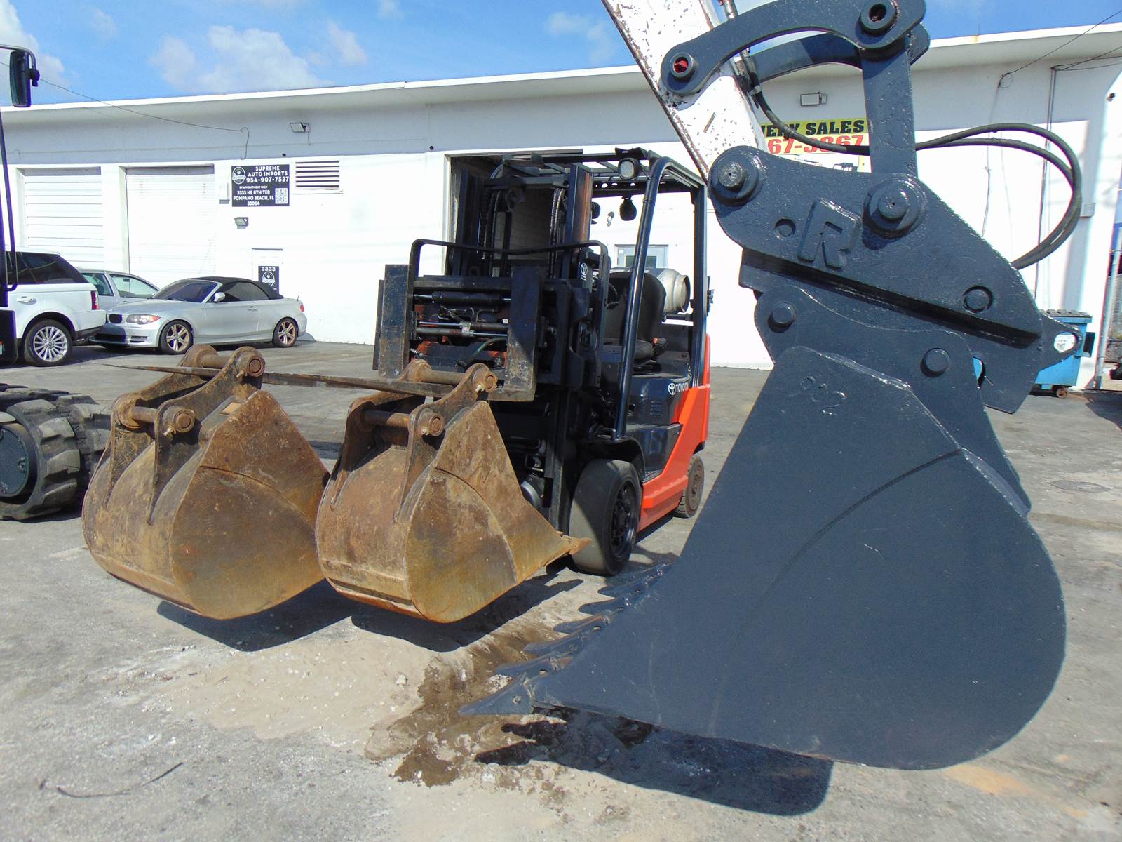 2017 BOBCAT E85 "SUPER LOADED" LONG REACH - PWR COUPLER - ICE COLD A/C - STEREO - DOUBLE PLUMBED - 3 BUCKETS INCLUDED - ONLY 2,341 ORIGINAL HOURS - Image 67
