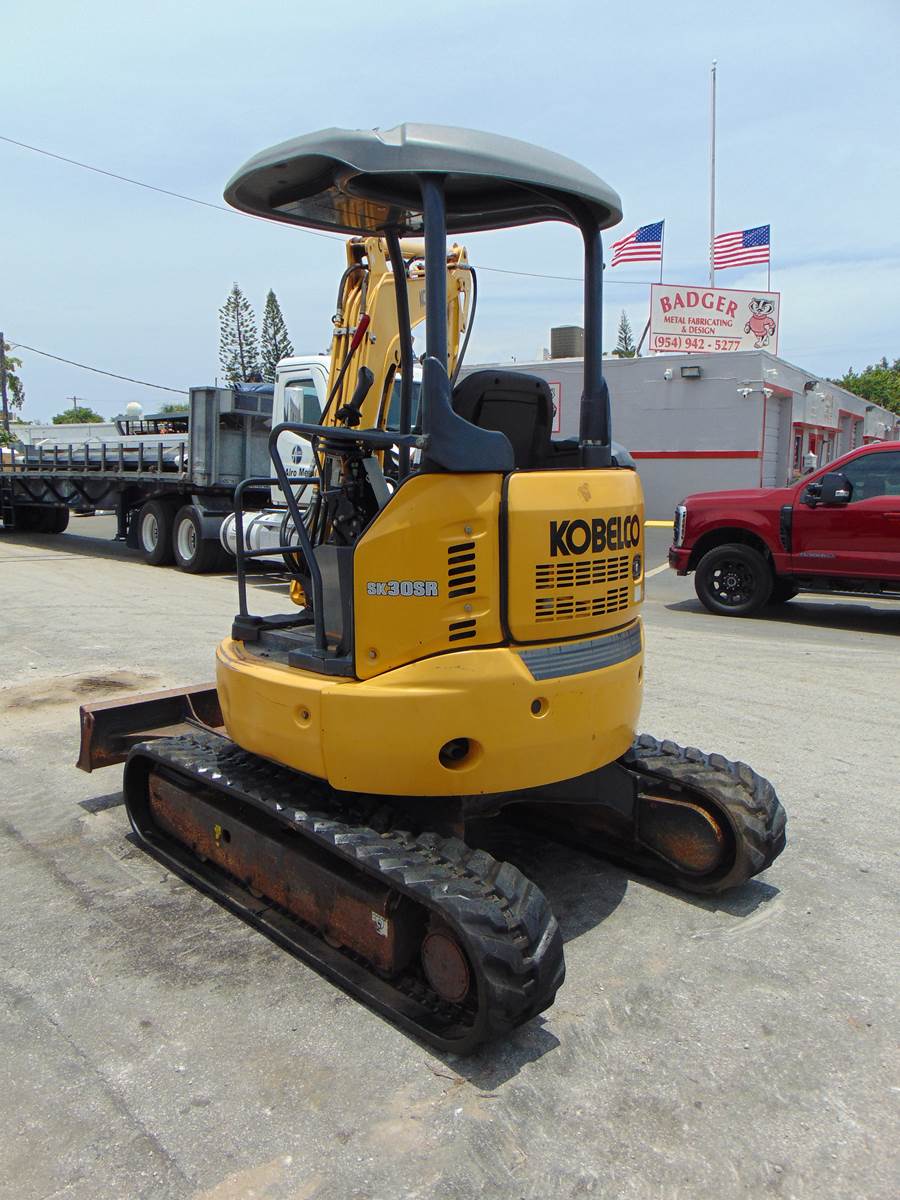 2020 KOBELCO SK-30SR MINI EXCAVATOR - 7,300 LB OPERATING WEIGHT - YANMAR DIESEL - BRAND NEW HYDRAULIC THUMB - ONLY 1,539 HOURS - Image 21