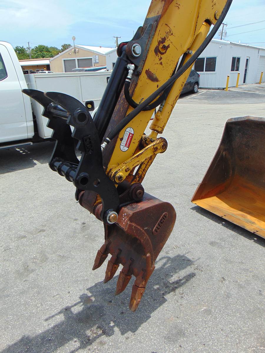 2020 KOBELCO SK-30SR MINI EXCAVATOR - 7,300 LB OPERATING WEIGHT - YANMAR DIESEL - BRAND NEW HYDRAULIC THUMB - ONLY 1,539 HOURS - Image 25