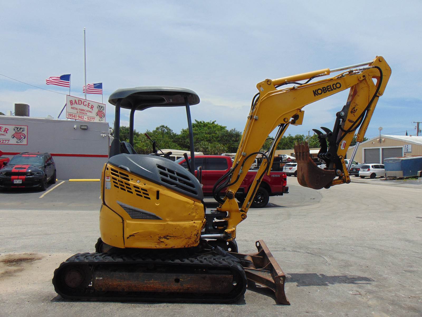 2020 KOBELCO SK-30SR MINI EXCAVATOR - 7,300 LB OPERATING WEIGHT - YANMAR DIESEL - BRAND NEW HYDRAULIC THUMB - ONLY 1,539 HOURS - Image 8