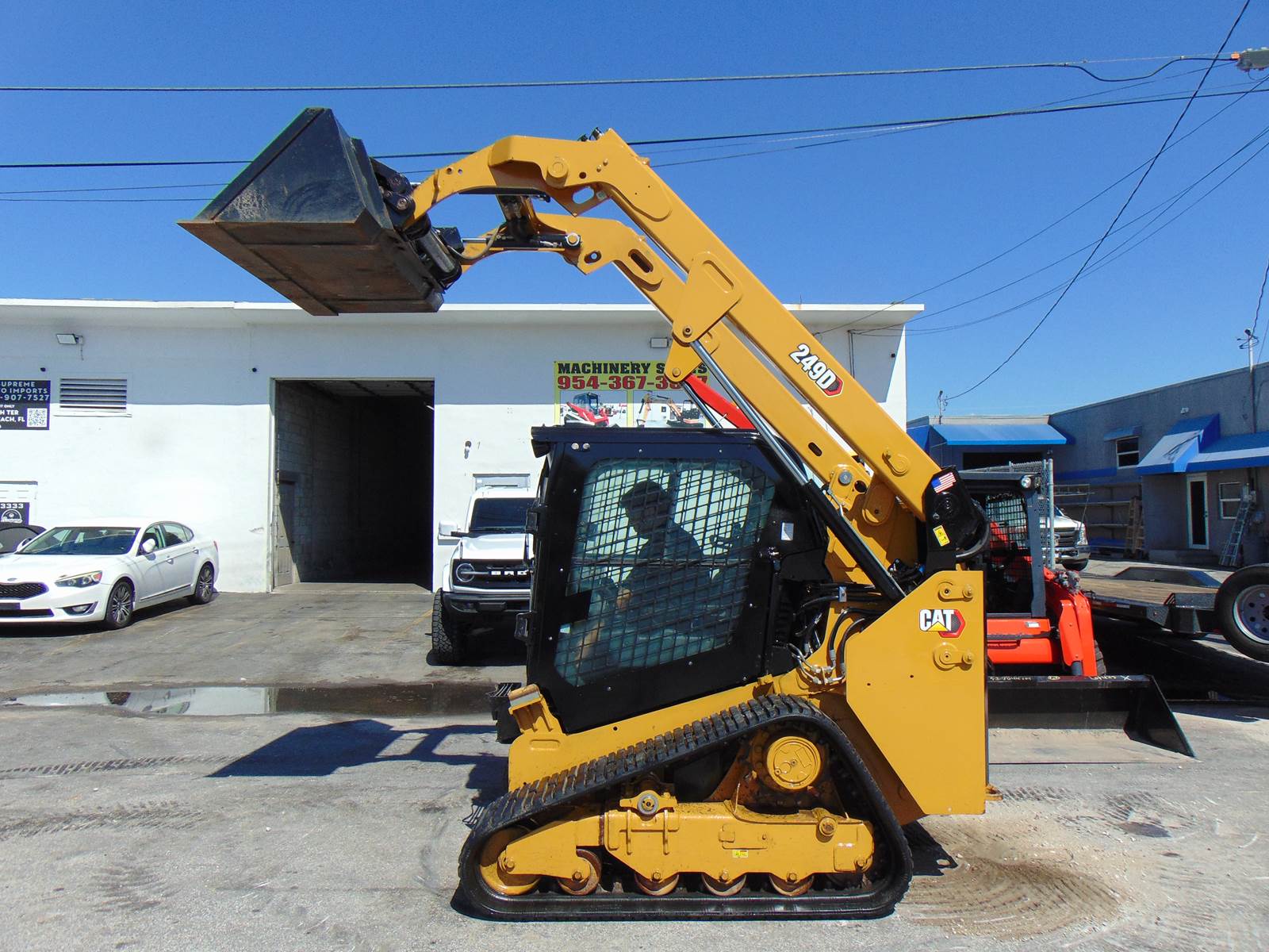 2019 CAT 249D SKID STEER TRACK LOADER "BIG 68 HP TURBO" - A/C - HEAT - JOYSTICKS - STEREO - BACK UP CAMERA - ONLY 1,842 HOURS - Image 14
