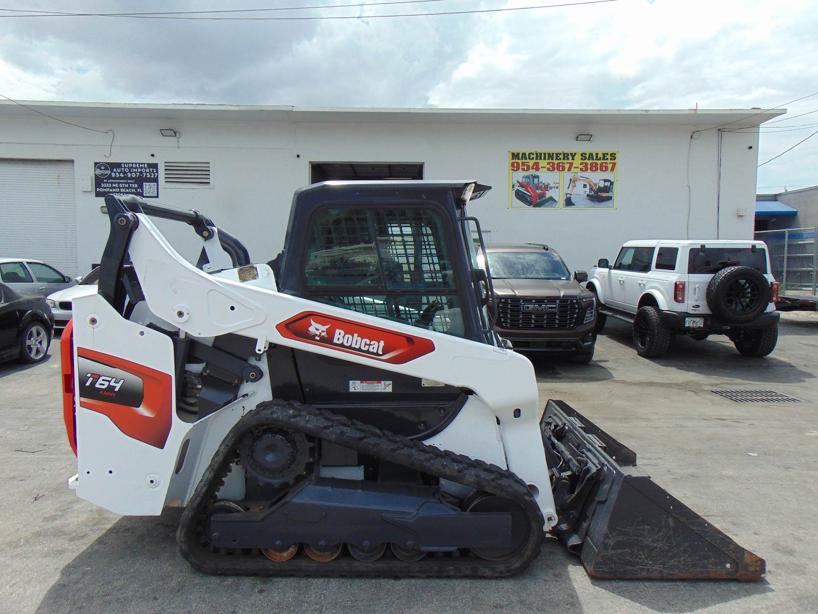 2021 BOBCAT T64 TURBO "COMFORT CAB" HEAT - A/C - POWER COUPLER - JOYSTICK CONTROLS - Image 27