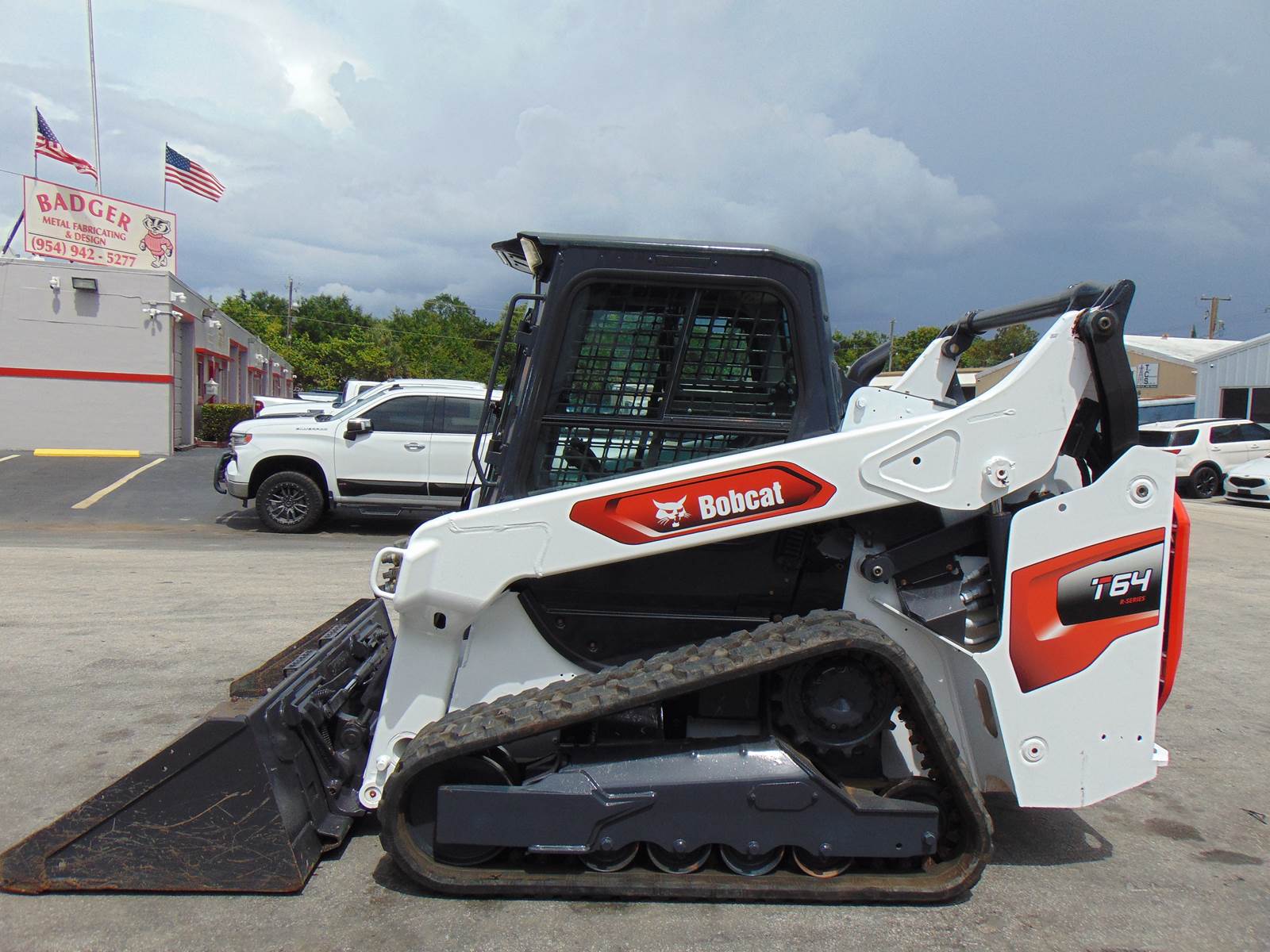 2021 BOBCAT T64 TURBO "COMFORT CAB" HEAT - A/C - POWER COUPLER - JOYSTICK CONTROLS - Image 3