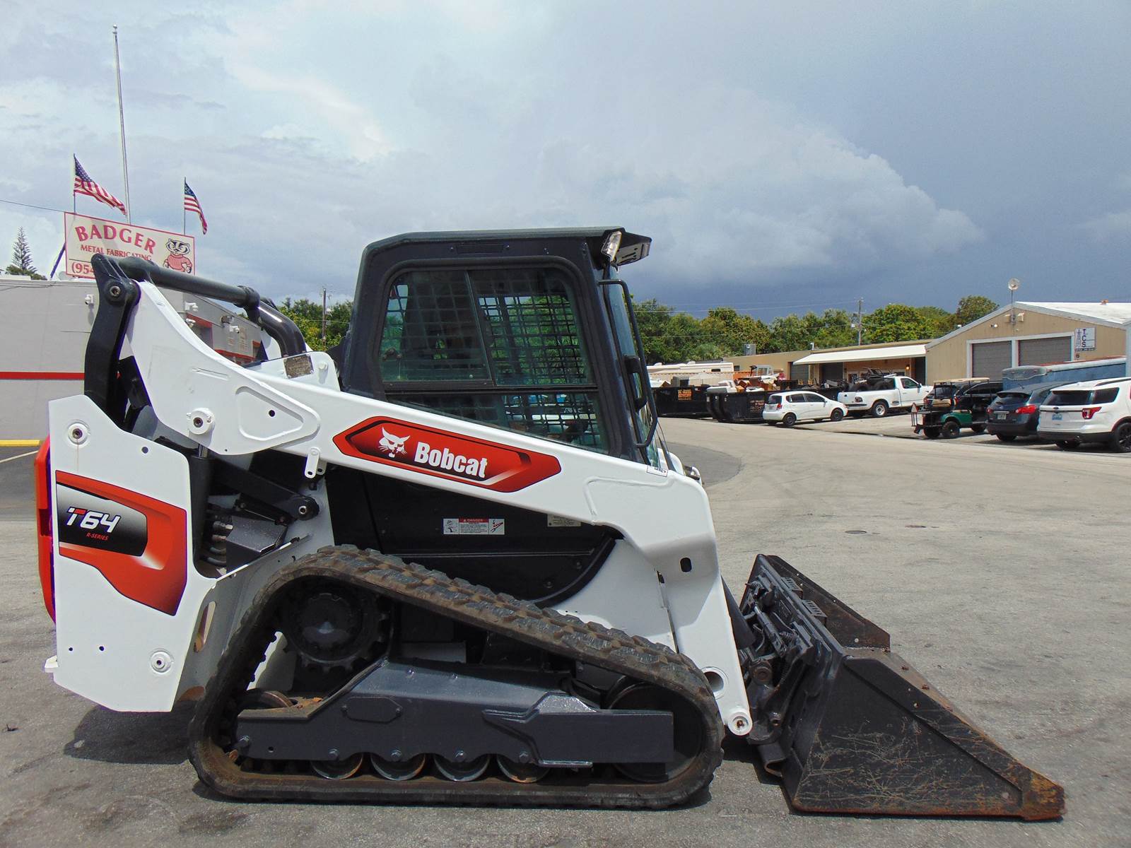 2021 BOBCAT T64 TURBO "COMFORT CAB" HEAT - A/C - POWER COUPLER - JOYSTICK CONTROLS - Image 4