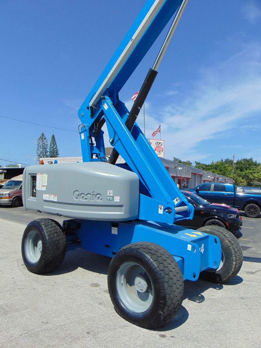 2012 GENIE S65 "DEUTZ DIESEL" 4X4 - BUILT IN GENERATOR - LOW HOURS - (2) SETS OF TIRES INCLUDED - SERVICED TODAY - 100% JOB READY - Image 20