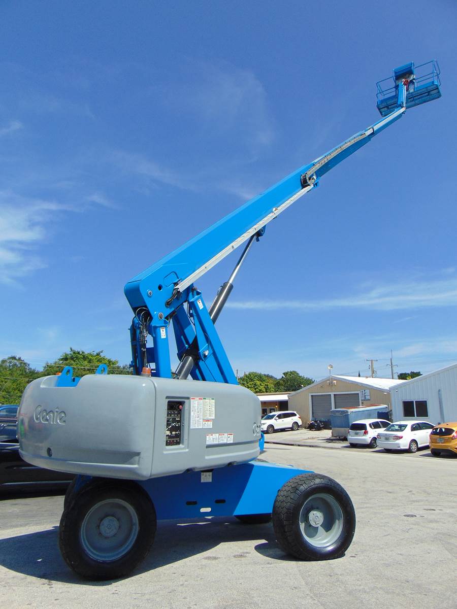 2012 GENIE S65 "DEUTZ DIESEL" 4X4 - BUILT IN GENERATOR - LOW HOURS - (2) SETS OF TIRES INCLUDED - SERVICED TODAY - 100% JOB READY - Image 21