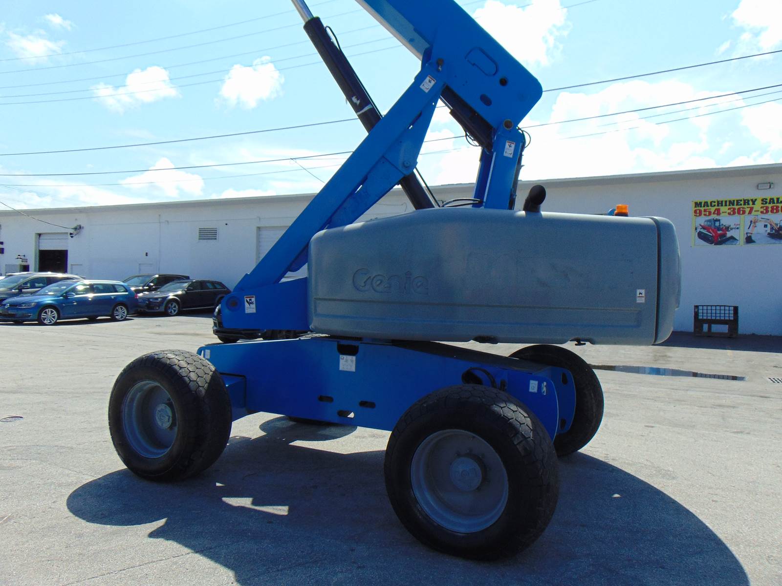 2012 GENIE S65 "DEUTZ DIESEL" 4X4 - BUILT IN GENERATOR - LOW HOURS - (2) SETS OF TIRES INCLUDED - SERVICED TODAY - 100% JOB READY - Image 24