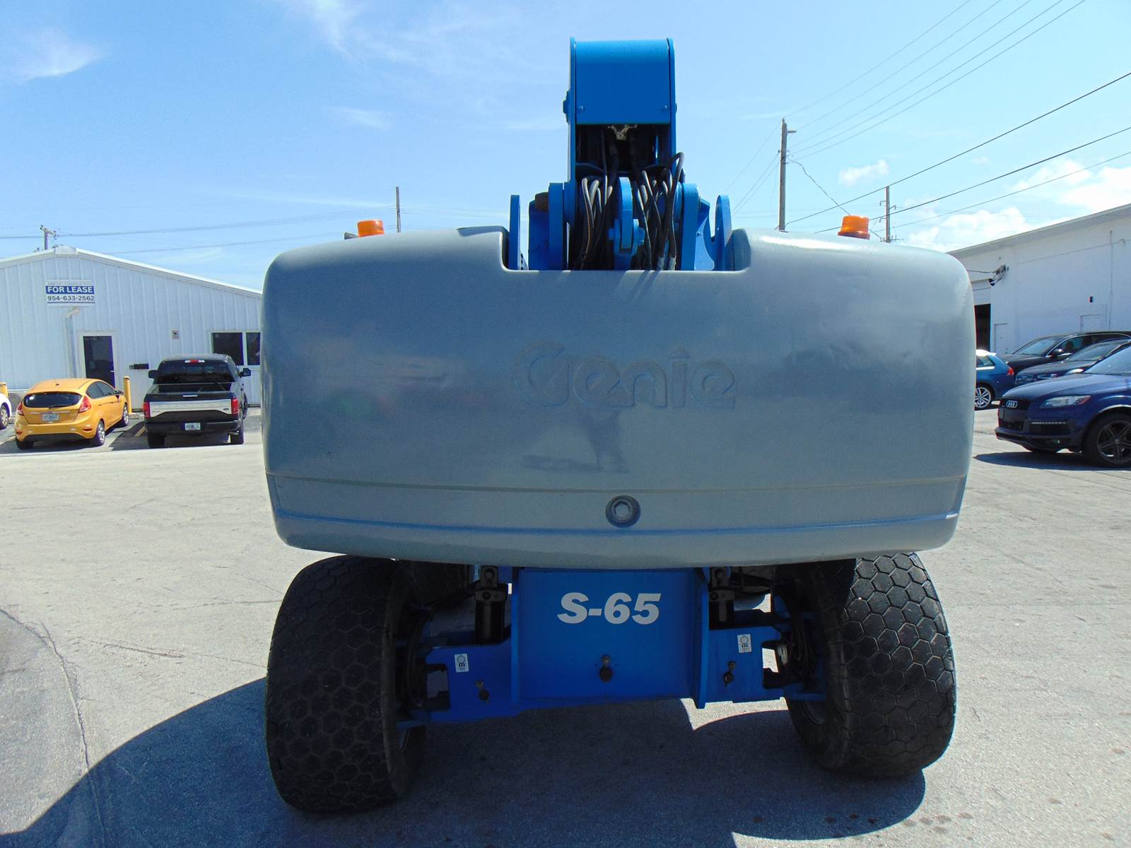 2012 GENIE S65 "DEUTZ DIESEL" 4X4 - BUILT IN GENERATOR - LOW HOURS - (2) SETS OF TIRES INCLUDED - SERVICED TODAY - 100% JOB READY - Image 3