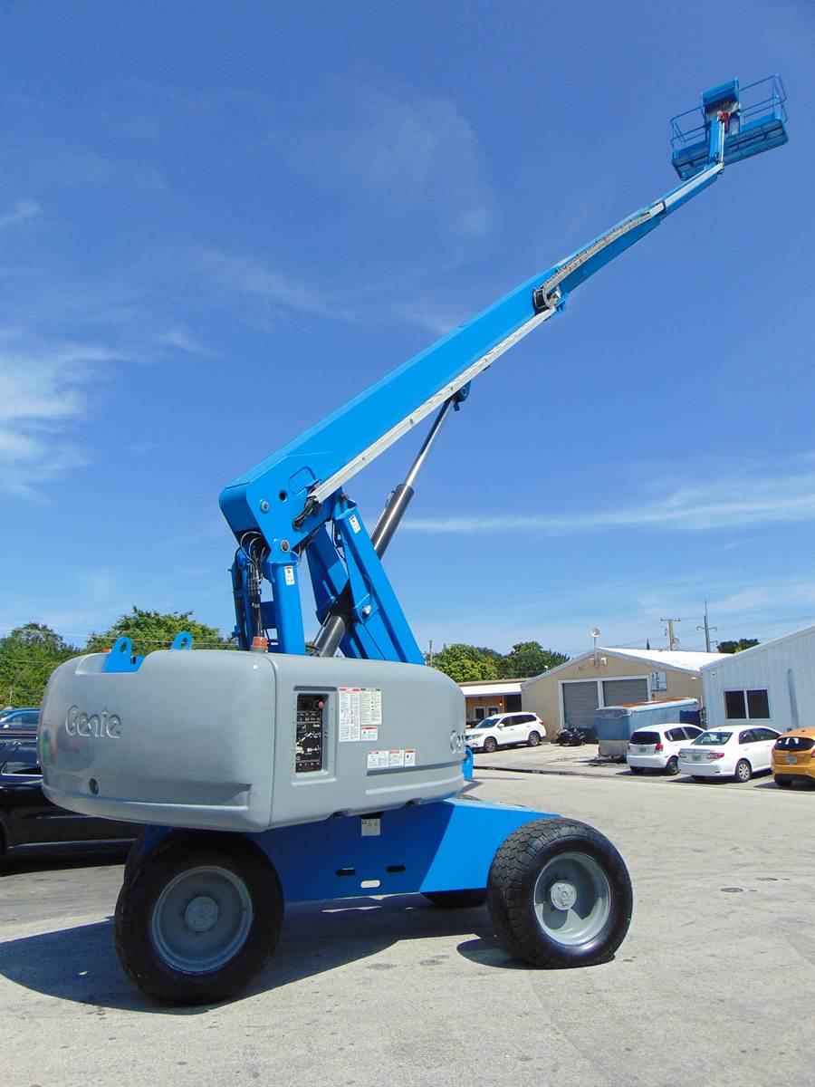 2012 GENIE S65 "DEUTZ DIESEL" 4X4 - BUILT IN GENERATOR - LOW HOURS - (2) SETS OF TIRES INCLUDED - SERVICED TODAY - 100% JOB READY - Image 6