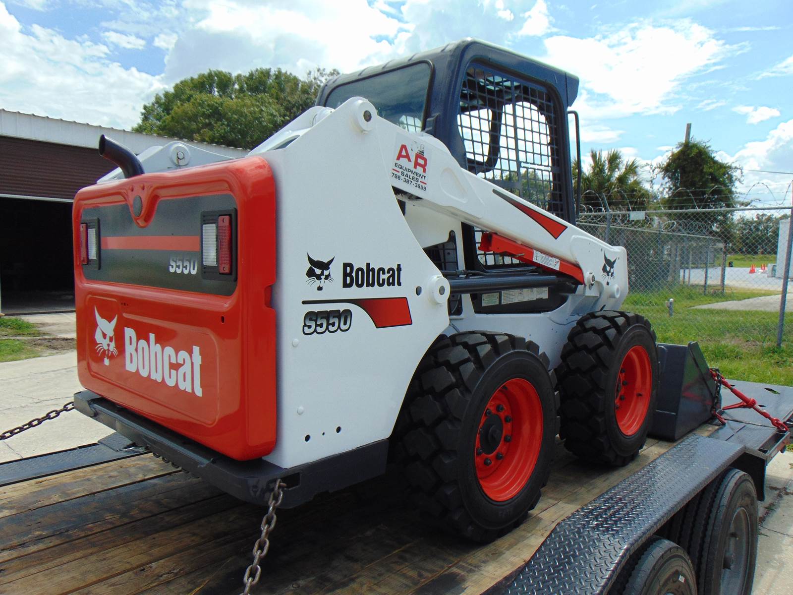 2016 BOBCAT S550 TURBO "MID SIZE" WHEEL LOADER - IMMACULATE UNABUSED AND 100% SERVICED - ONLY 949 HOURS - Image 12