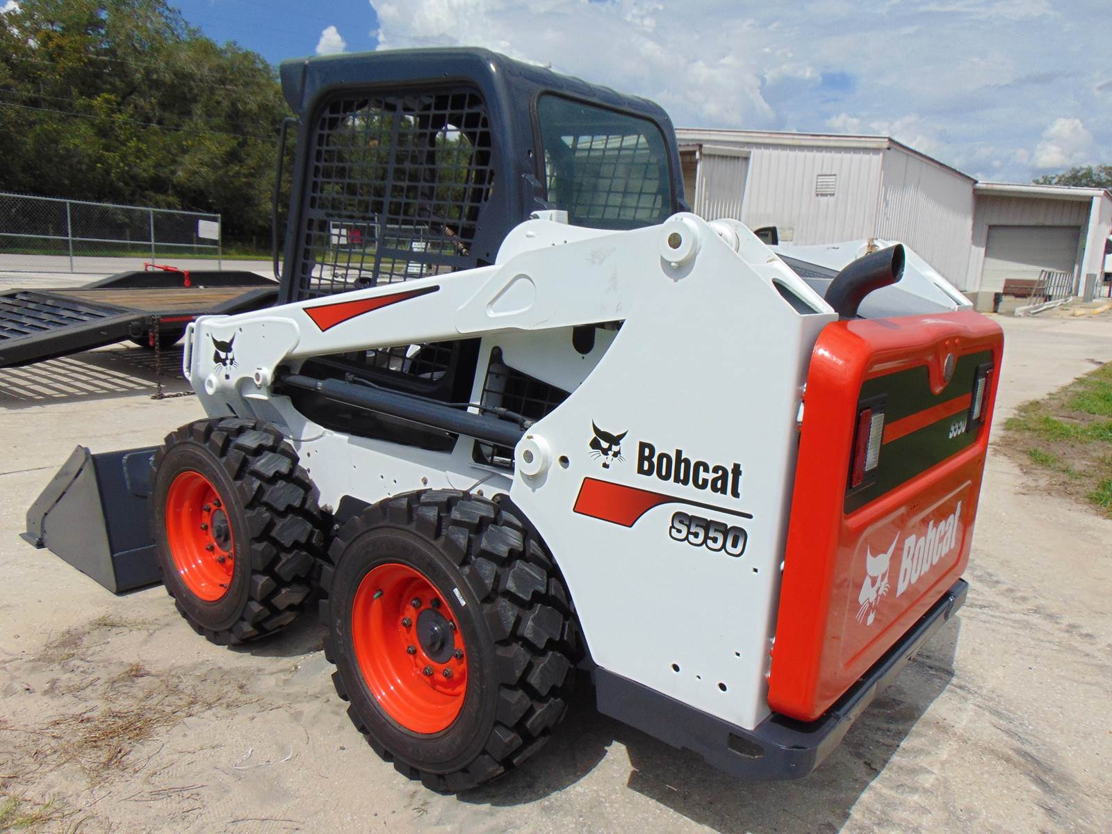 2016 BOBCAT S550 TURBO "MID SIZE" WHEEL LOADER - IMMACULATE UNABUSED AND 100% SERVICED - ONLY 949 HOURS - Image 4
