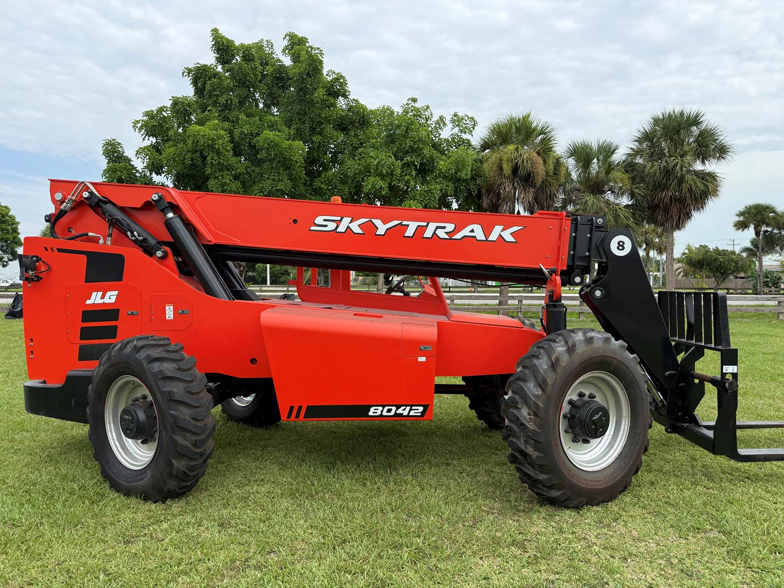 2016 JLG SKY TRAK 8042 "LEGACY" 8K POUND - 42 FT - CUMMINS TURBO DIESEL - ONLY 2,910 HOURS - PERFECT FORKLIFT - Image 15