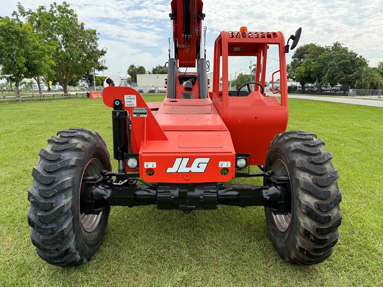 2016 JLG SKY TRAK 8042 "LEGACY" 8K POUND - 42 FT - CUMMINS TURBO DIESEL - ONLY 2,910 HOURS - PERFECT FORKLIFT - Image 23