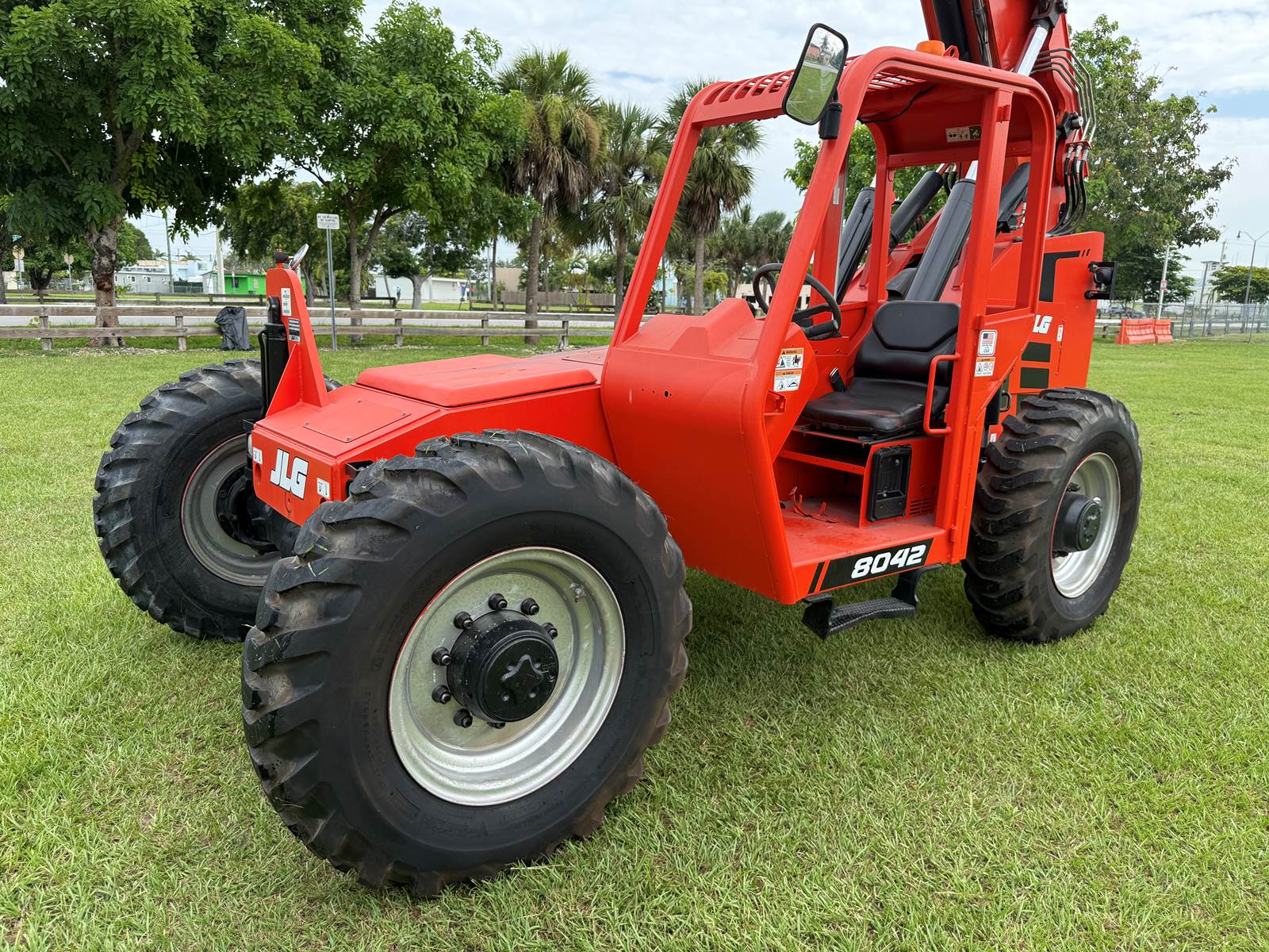 2016 JLG SKY TRAK 8042 "LEGACY" 8K POUND - 42 FT - CUMMINS TURBO DIESEL - ONLY 2,910 HOURS - PERFECT FORKLIFT - Image 24