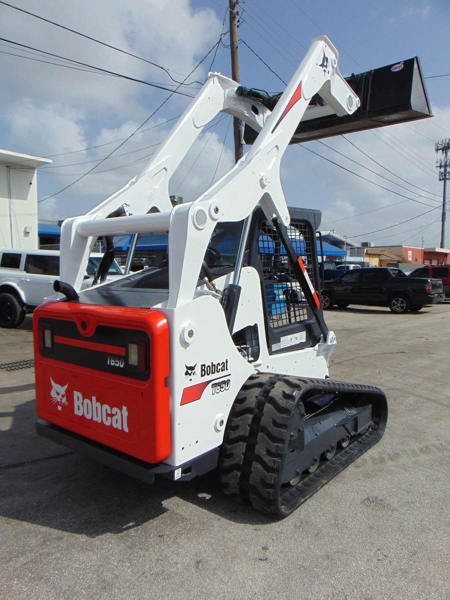 2016 BOBCAT T650 TURBO - BRAND NEW TRACKS TODAY - STANDARD HAND AND FOOT CONTROLS - 100% SERVICED AND JOB READY - ONLY 2,000 HOURS - Image 14