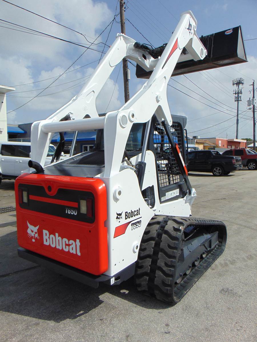 2016 BOBCAT T650 TURBO - BRAND NEW TRACKS TODAY - STANDARD HAND AND FOOT CONTROLS - 100% SERVICED AND JOB READY - ONLY 2,000 HOURS - Image 9