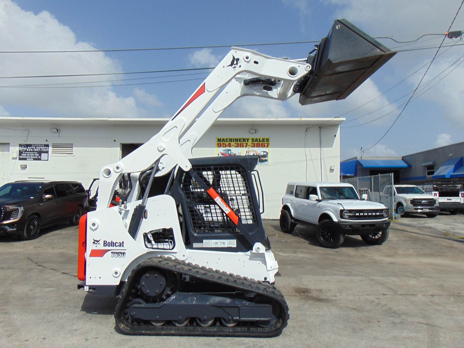 2016 BOBCAT T650 TURBO - BRAND NEW TRACKS TODAY - STANDARD HAND AND FOOT CONTROLS - 100% SERVICED AND JOB READY - ONLY 2,000 HOURS - Image 7