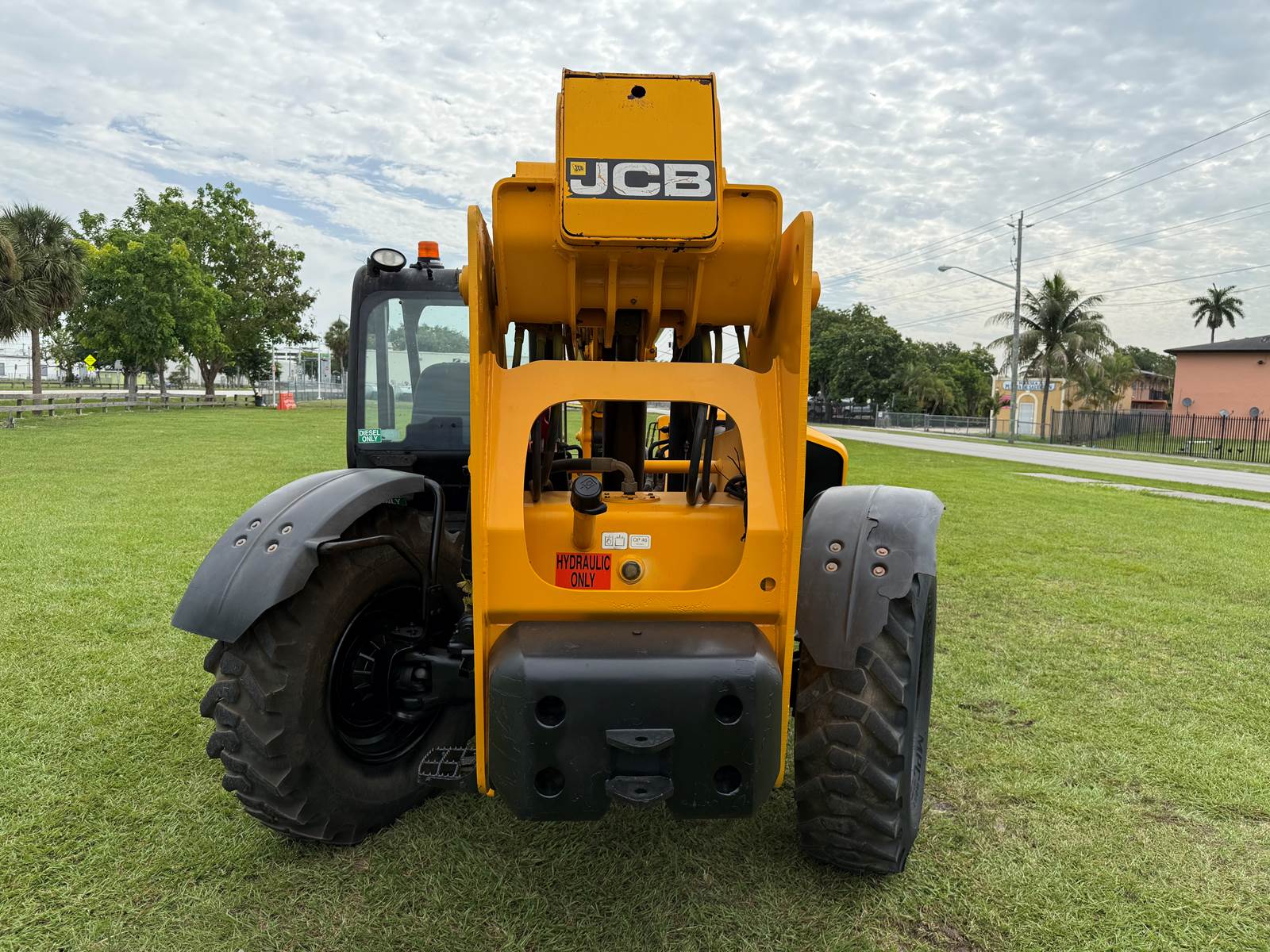 2017 JCB 507-42 "7K LBS - 42FT" SINGLE PILOT CONTROL - ALL ORIGINAL CONDITION - SERVICED AND INSPECTED 100% JOB READY - Image 12