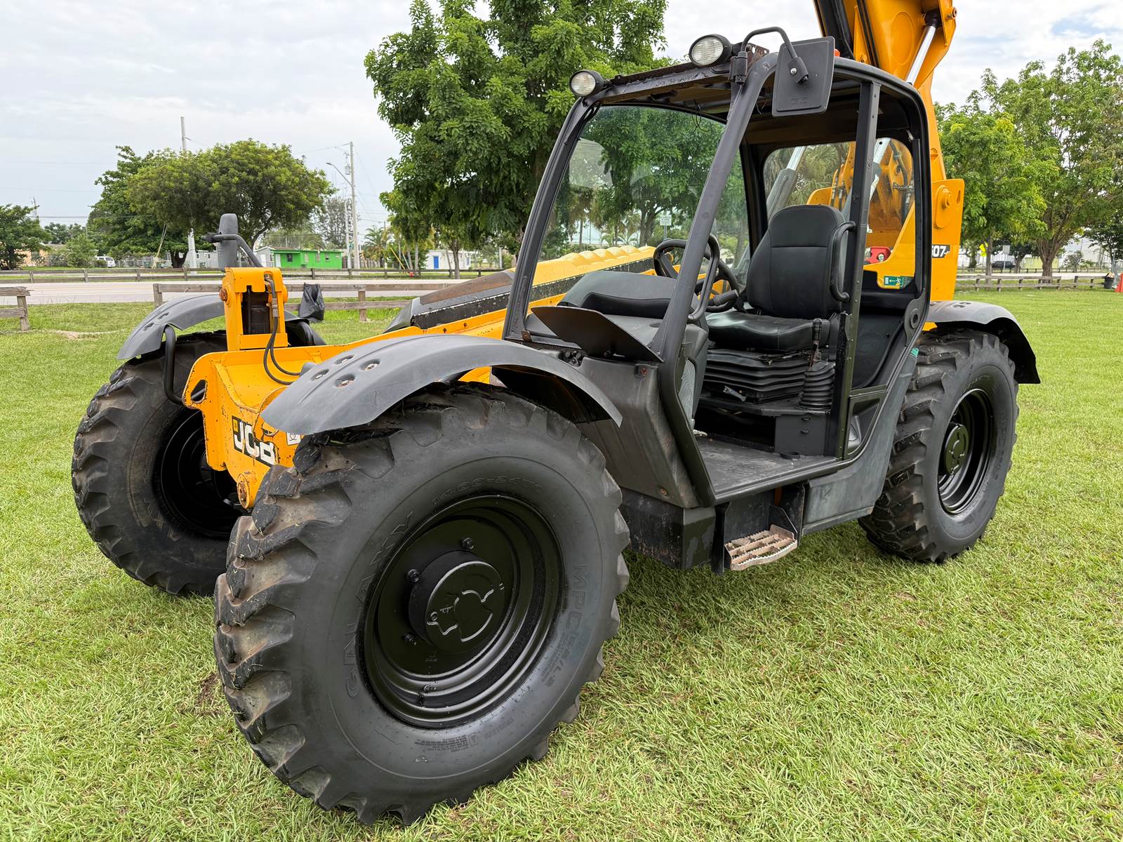 2017 JCB 507-42 "7K LBS - 42FT" SINGLE PILOT CONTROL - ALL ORIGINAL CONDITION - SERVICED AND INSPECTED 100% JOB READY - Image 24