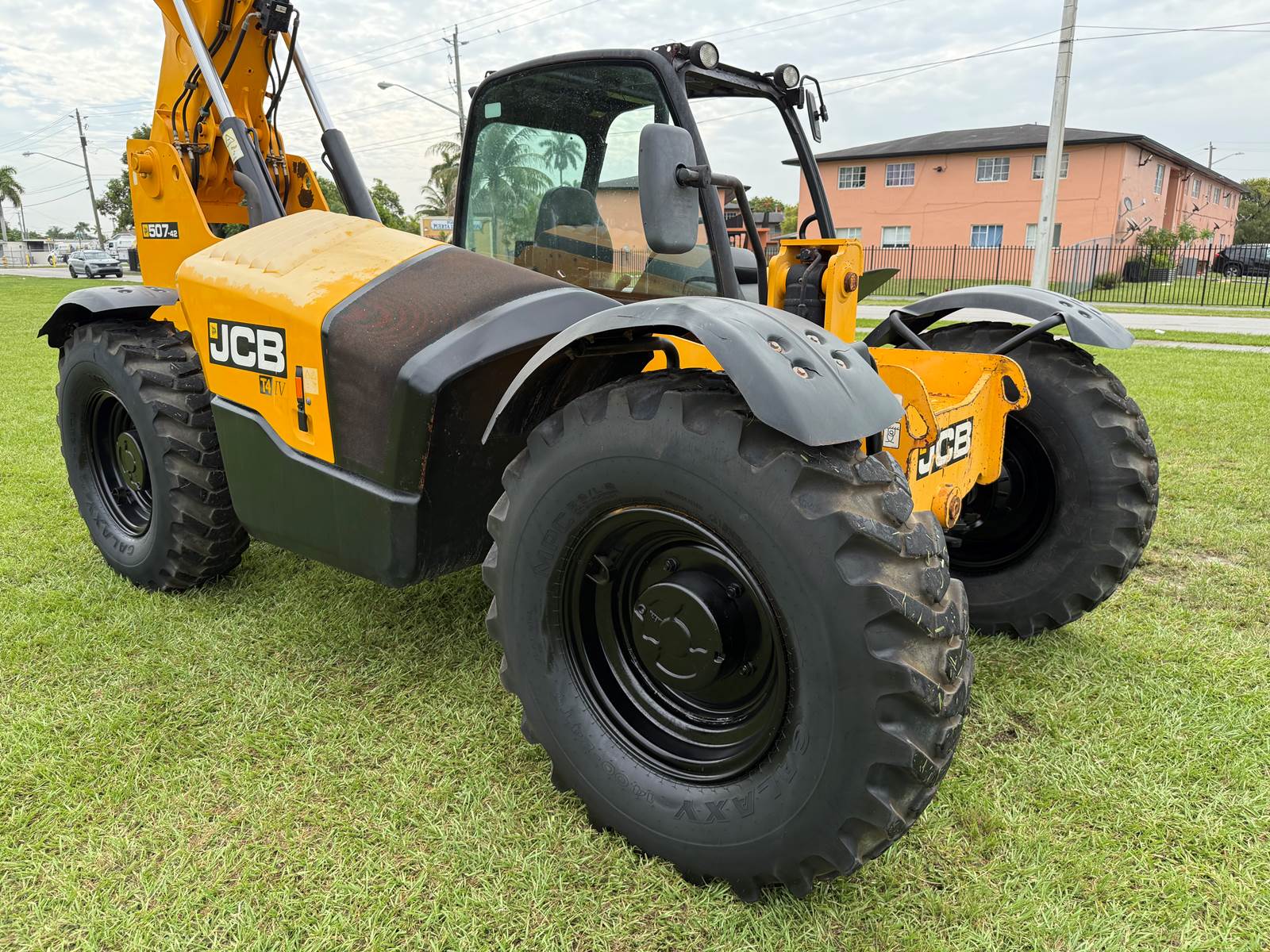 2017 JCB 507-42 "7K LBS - 42FT" SINGLE PILOT CONTROL - ALL ORIGINAL CONDITION - SERVICED AND INSPECTED 100% JOB READY - Image 25