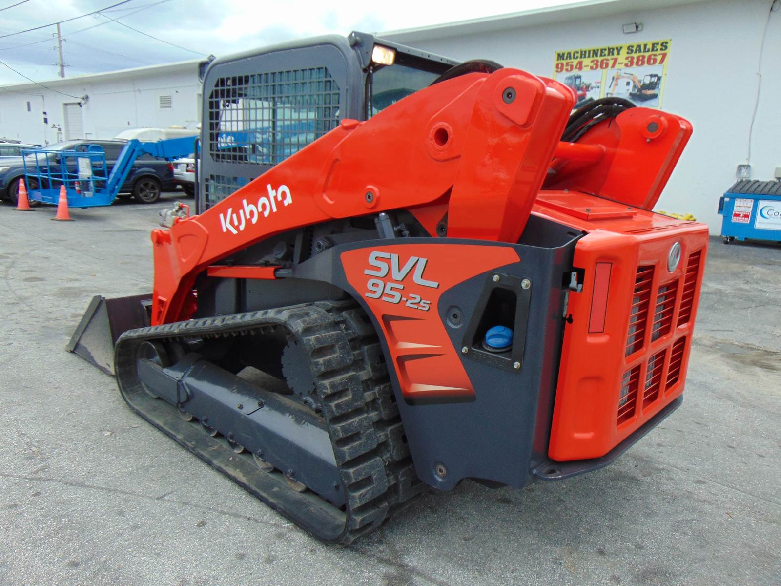 2018 KUBOTA SVL95-2S "HIGH FLOW" BIG 97 HP TURBO 2 SPEED - JOYSTICKS - ENCLOSED A/C & HBEATED CAB - ONLY 2,215 HOURS - 100% SERVICED AND JOB READY - Image 5