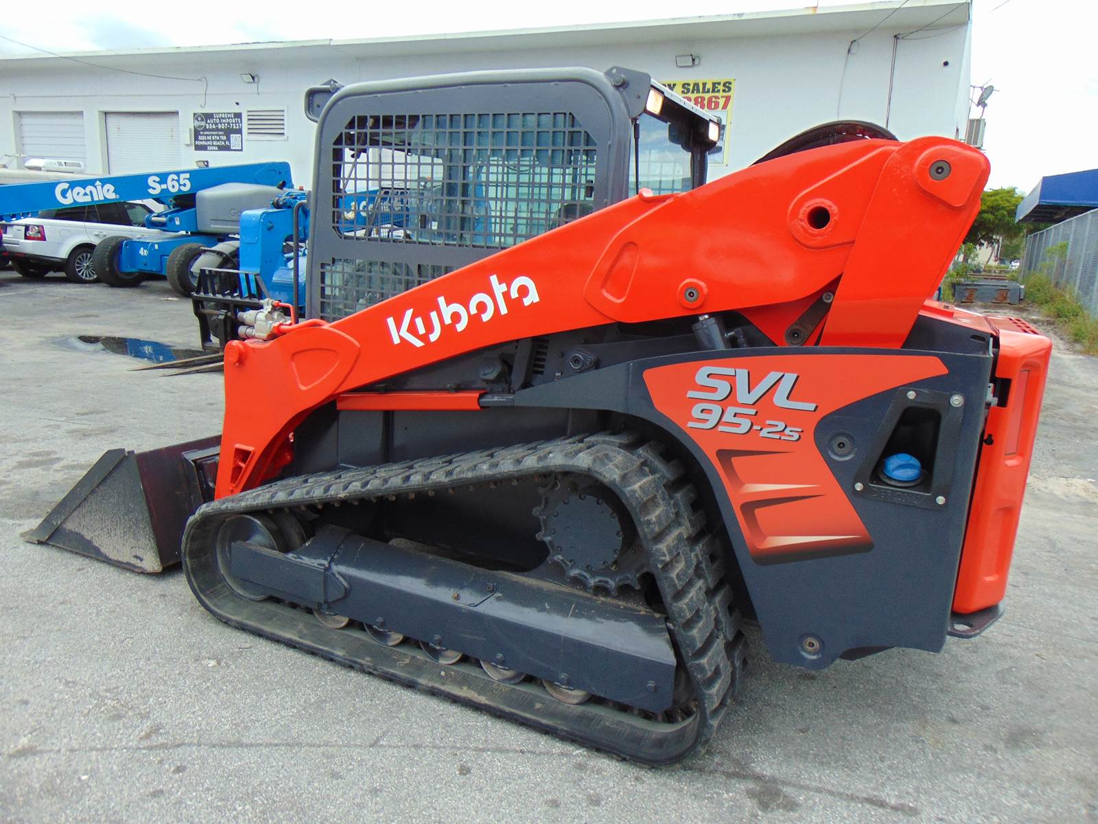 2018 KUBOTA SVL95-2S "HIGH FLOW" BIG 97 HP TURBO 2 SPEED - JOYSTICKS - ENCLOSED A/C & HBEATED CAB - ONLY 2,215 HOURS - 100% SERVICED AND JOB READY - Image 6
