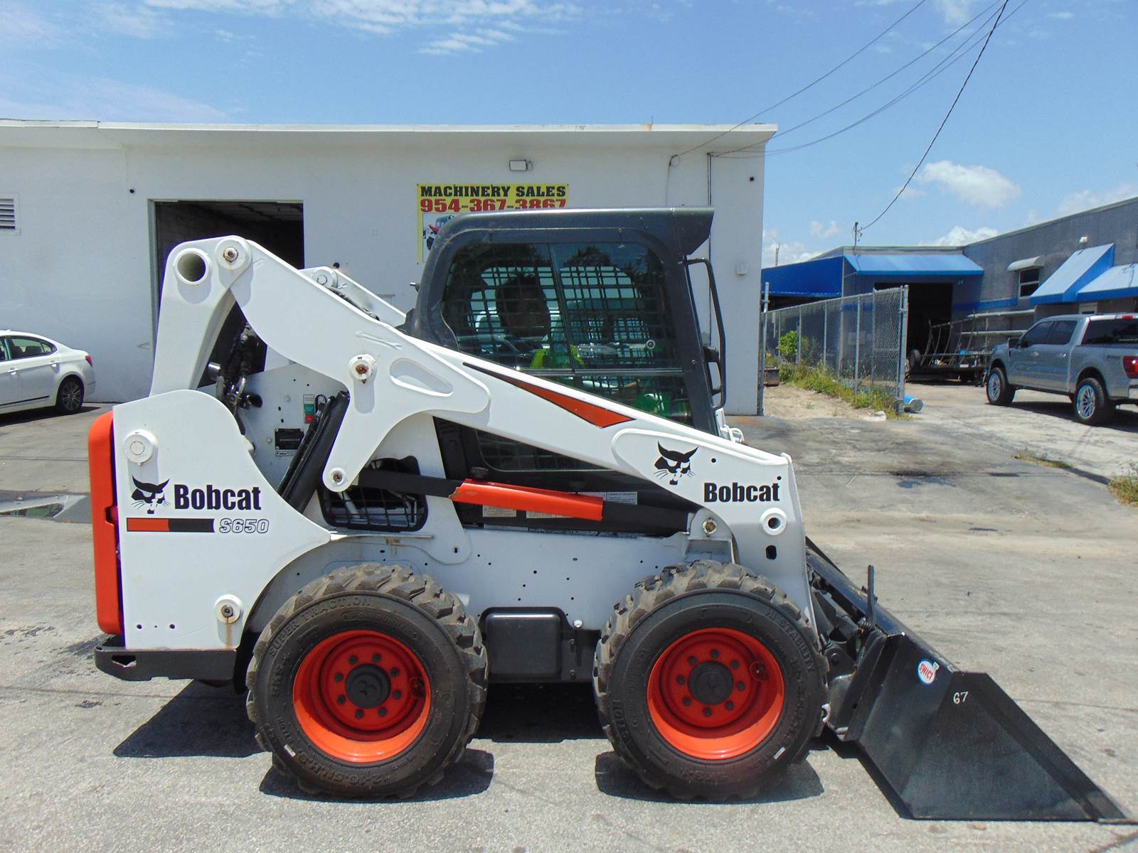 2019 BOBCAT S650 TURBO 2 SPEED - BOB TACH - STEREO - HEAT AND A/C - NEW TIRES - ONLY 1,797 HOURS - 100% JOB READY - Image 27