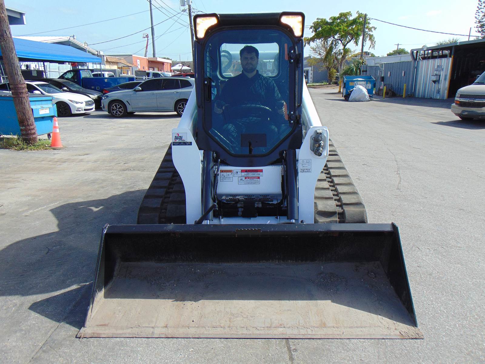 2020 BOBCAT T770 TURBO - JOYSTICK CONTROLS - HEAT AND A/C - STEREO - HEAVY COOLING PKG - ONLY 2,000 HOURS - Image 29
