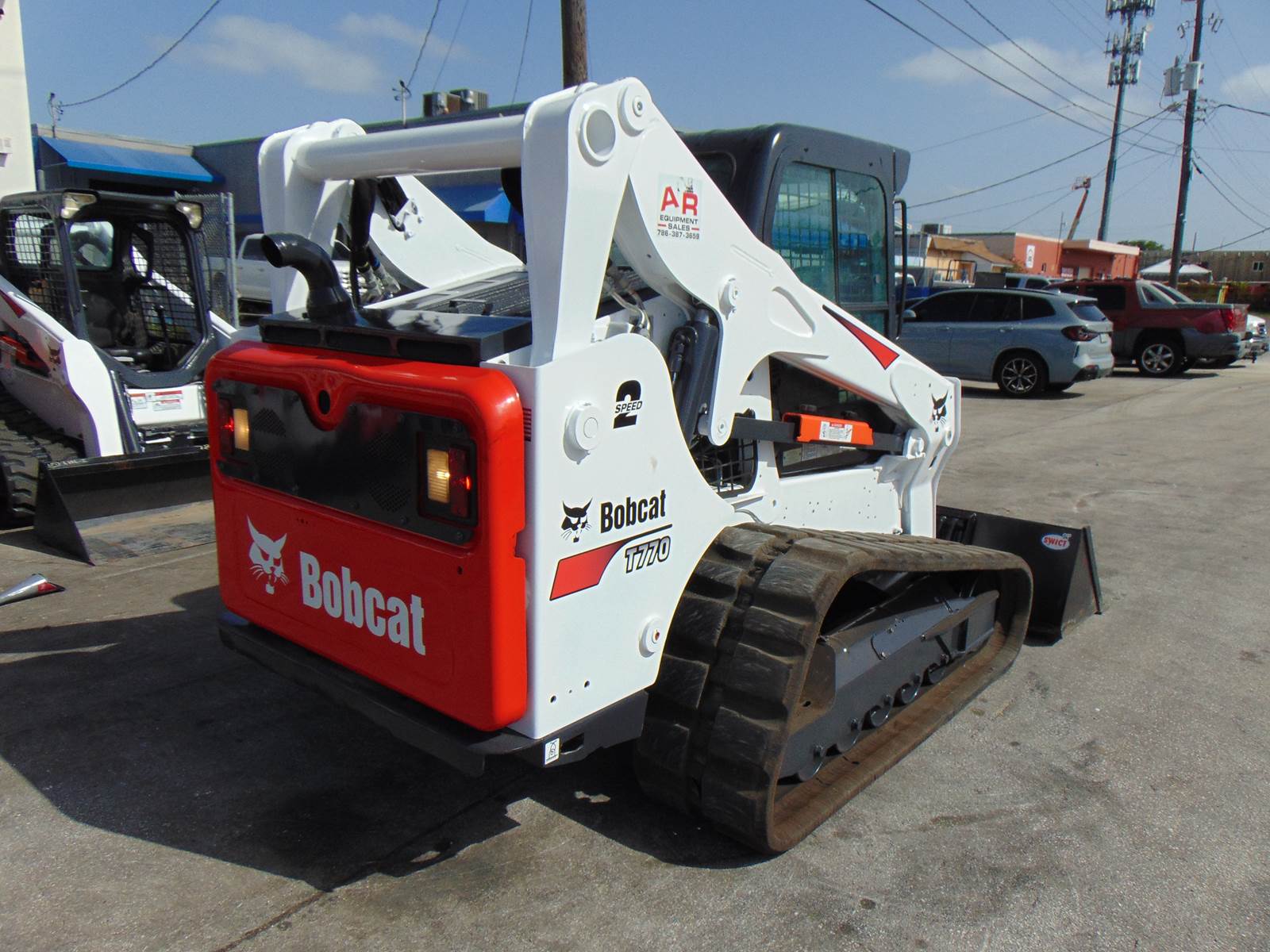 2020 BOBCAT T770 TURBO - JOYSTICK CONTROLS - HEAT AND A/C - STEREO - HEAVY COOLING PKG - ONLY 2,000 HOURS - Image 26