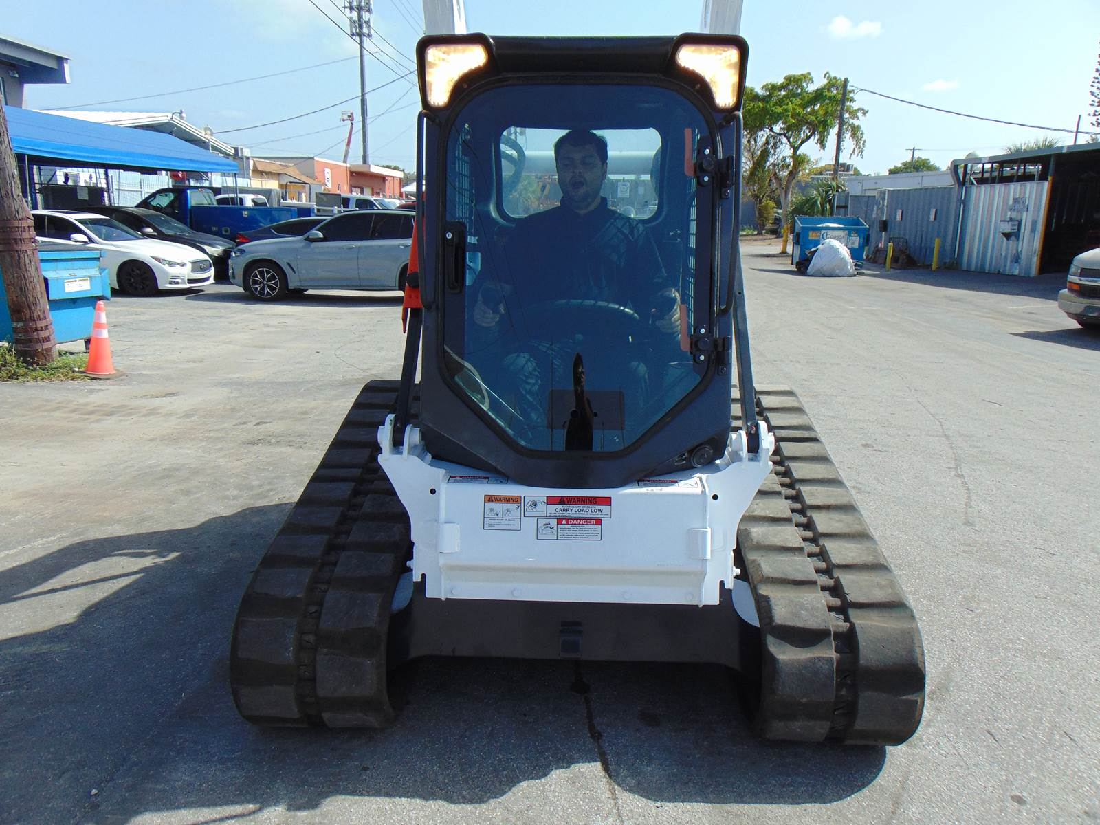 2020 BOBCAT T770 TURBO - JOYSTICK CONTROLS - HEAT AND A/C - STEREO - HEAVY COOLING PKG - ONLY 2,000 HOURS - Image 20