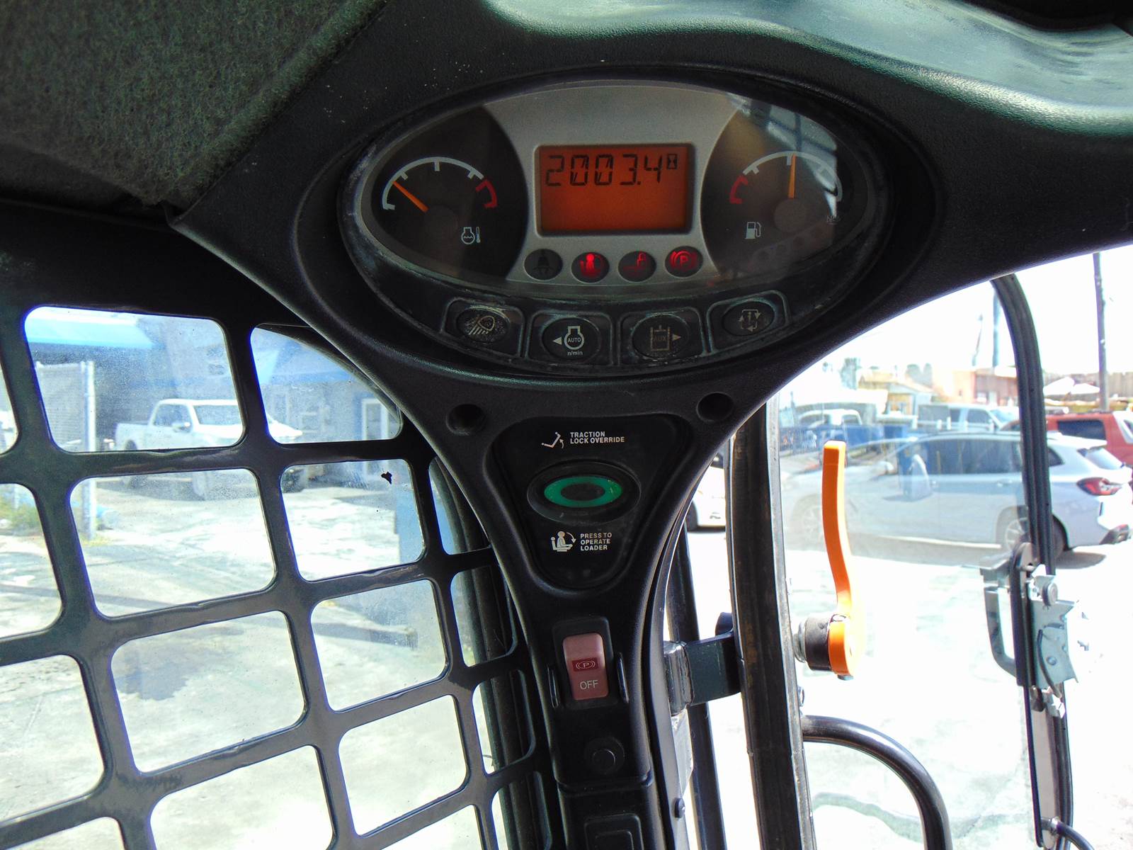 2020 BOBCAT T770 TURBO - JOYSTICK CONTROLS - HEAT AND A/C - STEREO - HEAVY COOLING PKG - ONLY 2,000 HOURS - Image 13