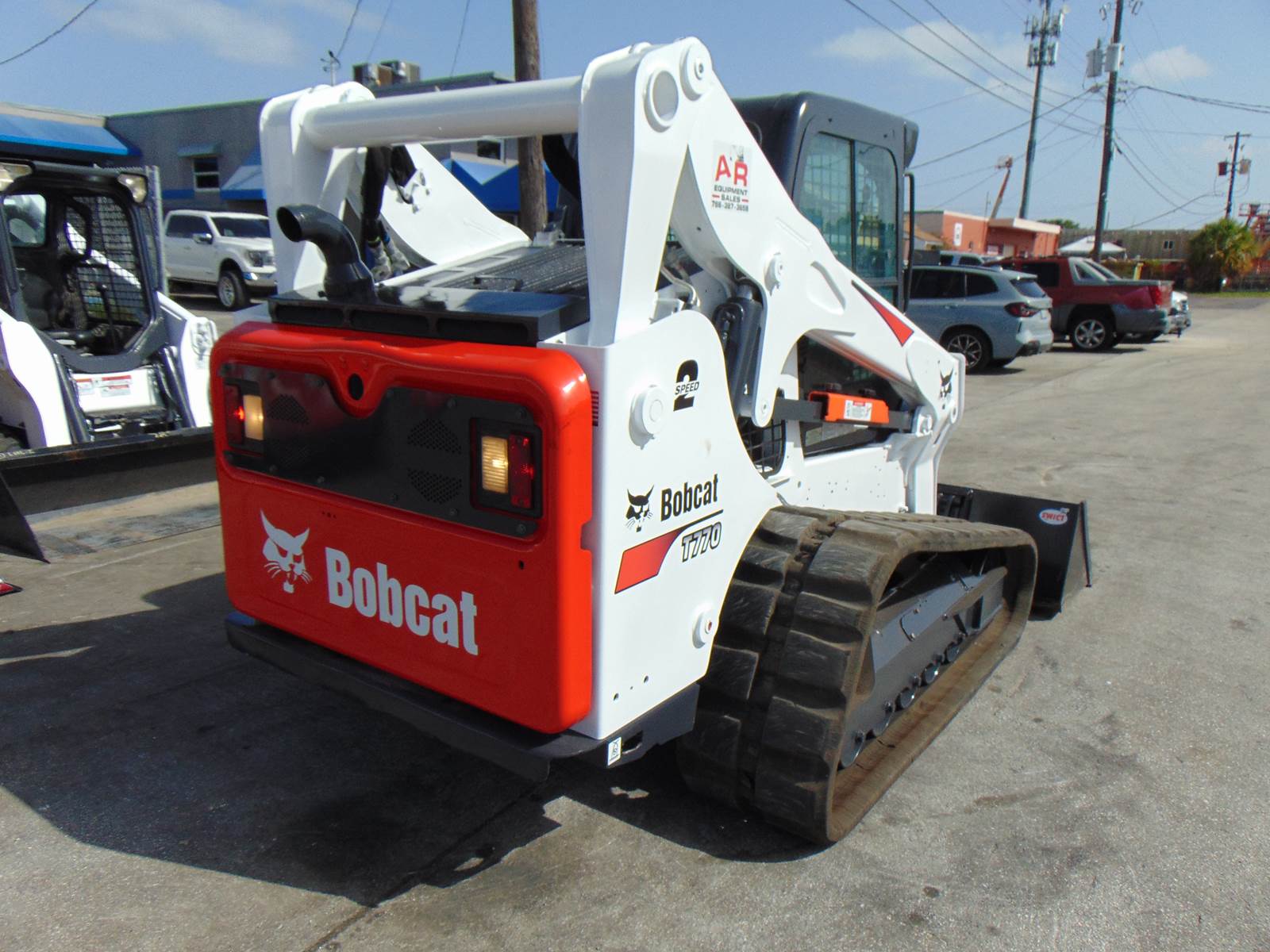 2020 BOBCAT T770 TURBO - JOYSTICK CONTROLS - HEAT AND A/C - STEREO - HEAVY COOLING PKG - ONLY 2,000 HOURS - Image 7