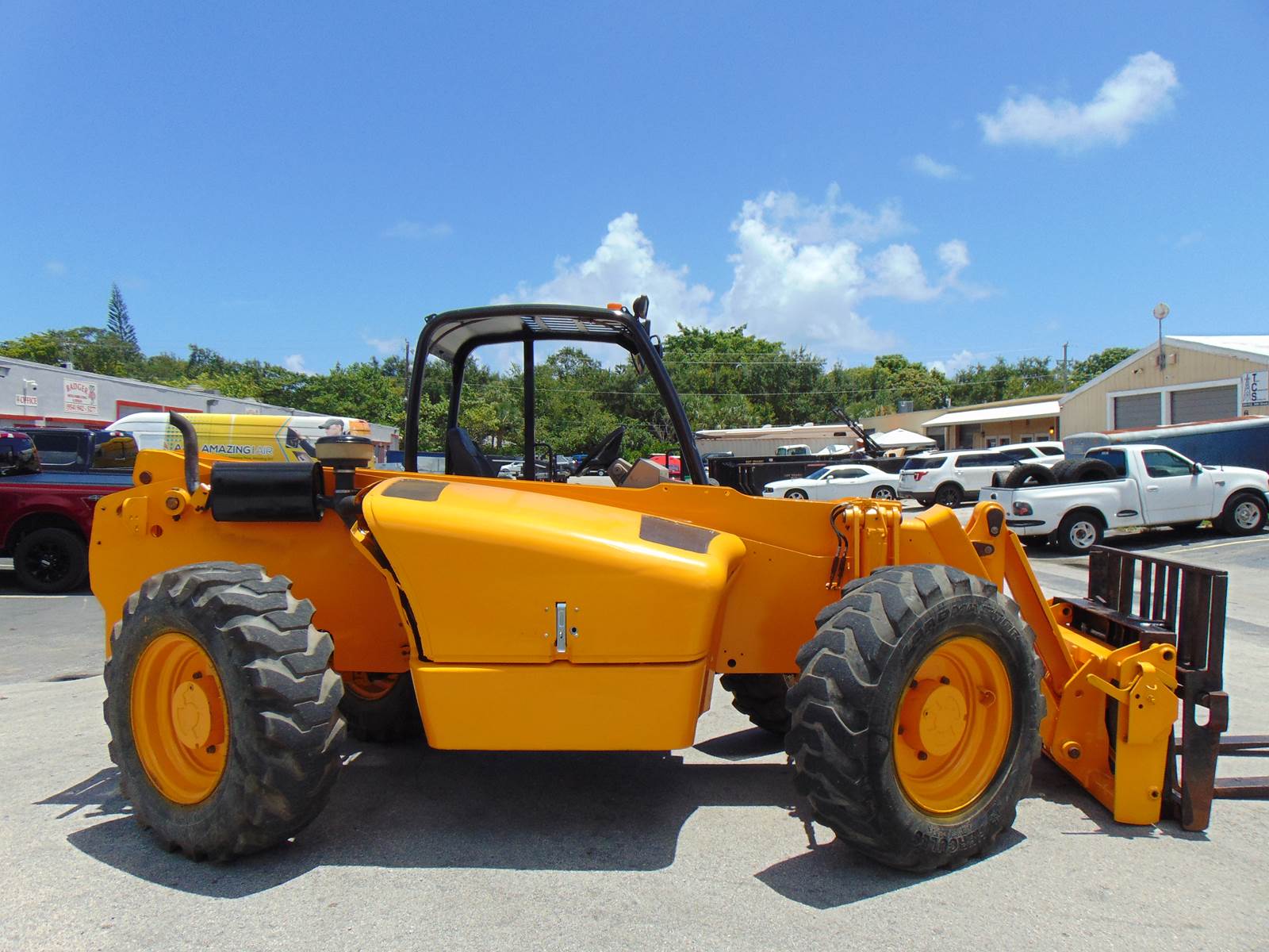 2001 JCB 530 TURBO "6,600 LB - 23 FT" ROTATING FORK CARRIAGE - PRE EMISSIONS - ONLY 1,785 HOURS - NO CDL REQUIRED