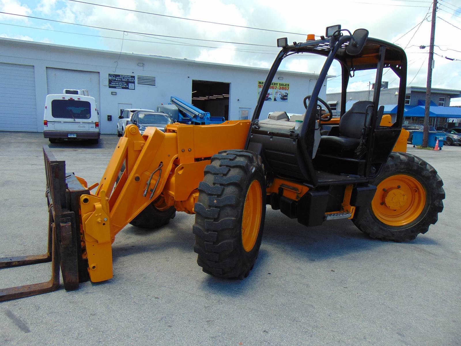 2001 JCB 530 TURBO "6,600 LB - 23 FT" ROTATING FORK CARRIAGE - PRE EMISSIONS - ONLY 1,785 HOURS - NO CDL REQUIRED - Image 39