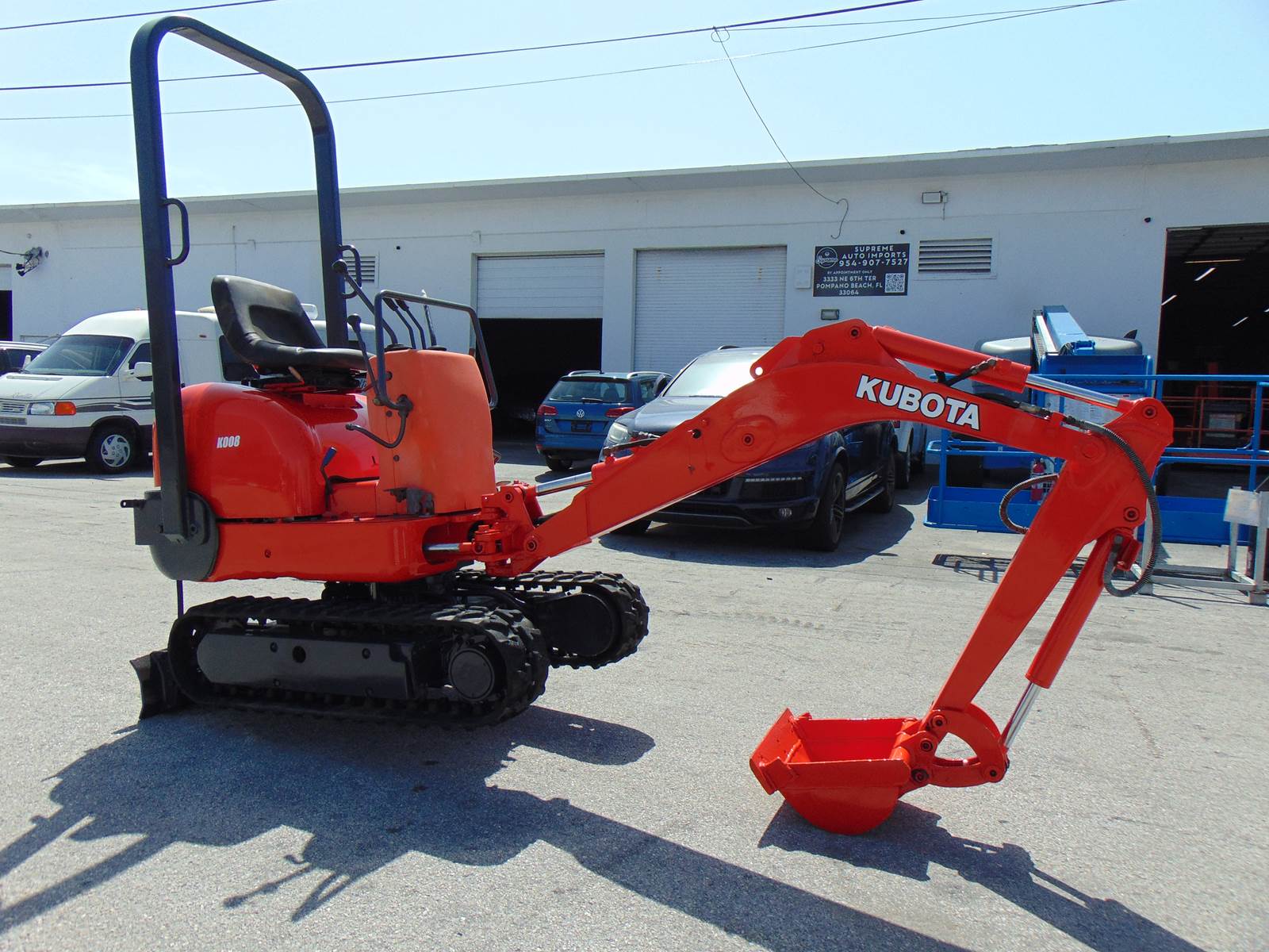 2004 KUBOTA K008 MINI EXCAVATOR - EXPANDABLE TRACKS - ARM SWING -TOOTH BUCKET - MACHINE PERFORMS 100% - FULLY SERVICED TODAY - NEW BATTERY - Image 16