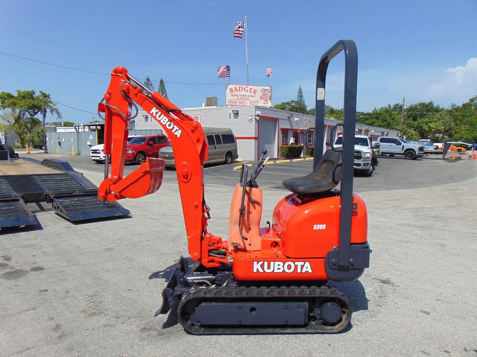2004 KUBOTA K008 MINI EXCAVATOR - EXPANDABLE TRACKS - ARM SWING -TOOTH BUCKET - MACHINE PERFORMS 100% - FULLY SERVICED TODAY - NEW BATTERY - Image 30