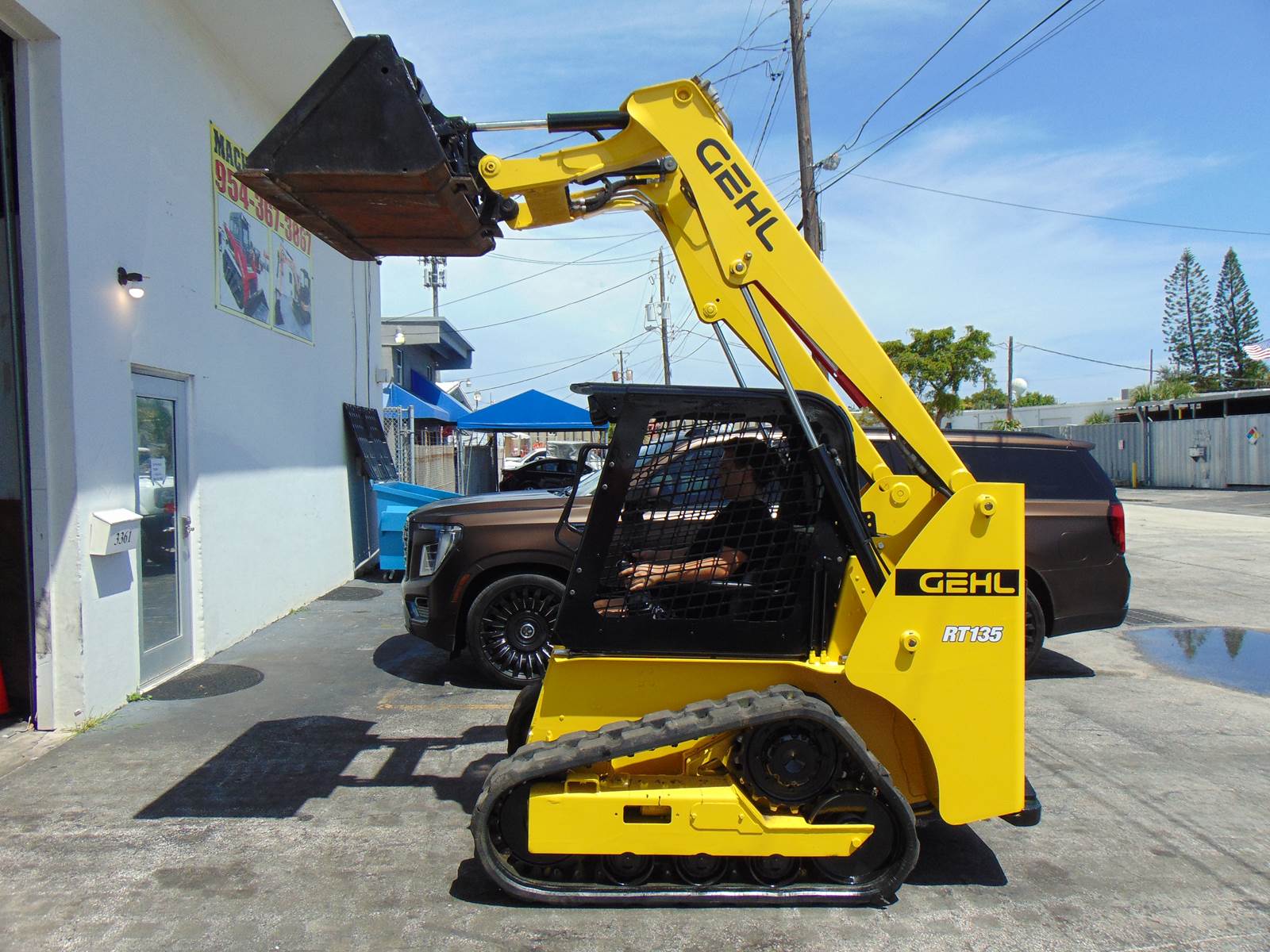 2021 GEHL RT135 TURBO "SELF LEVELING" SMART BUCKET - JOYSTICKS - YANMAR DIESEL - ONLY 1,393 HOURS - Image 4