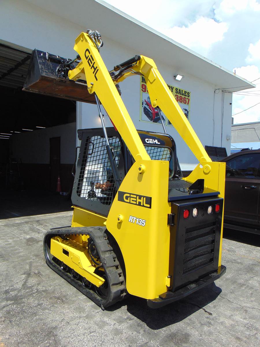 2021 GEHL RT135 TURBO "SELF LEVELING" SMART BUCKET - JOYSTICKS - YANMAR DIESEL - ONLY 1,393 HOURS - Image 8